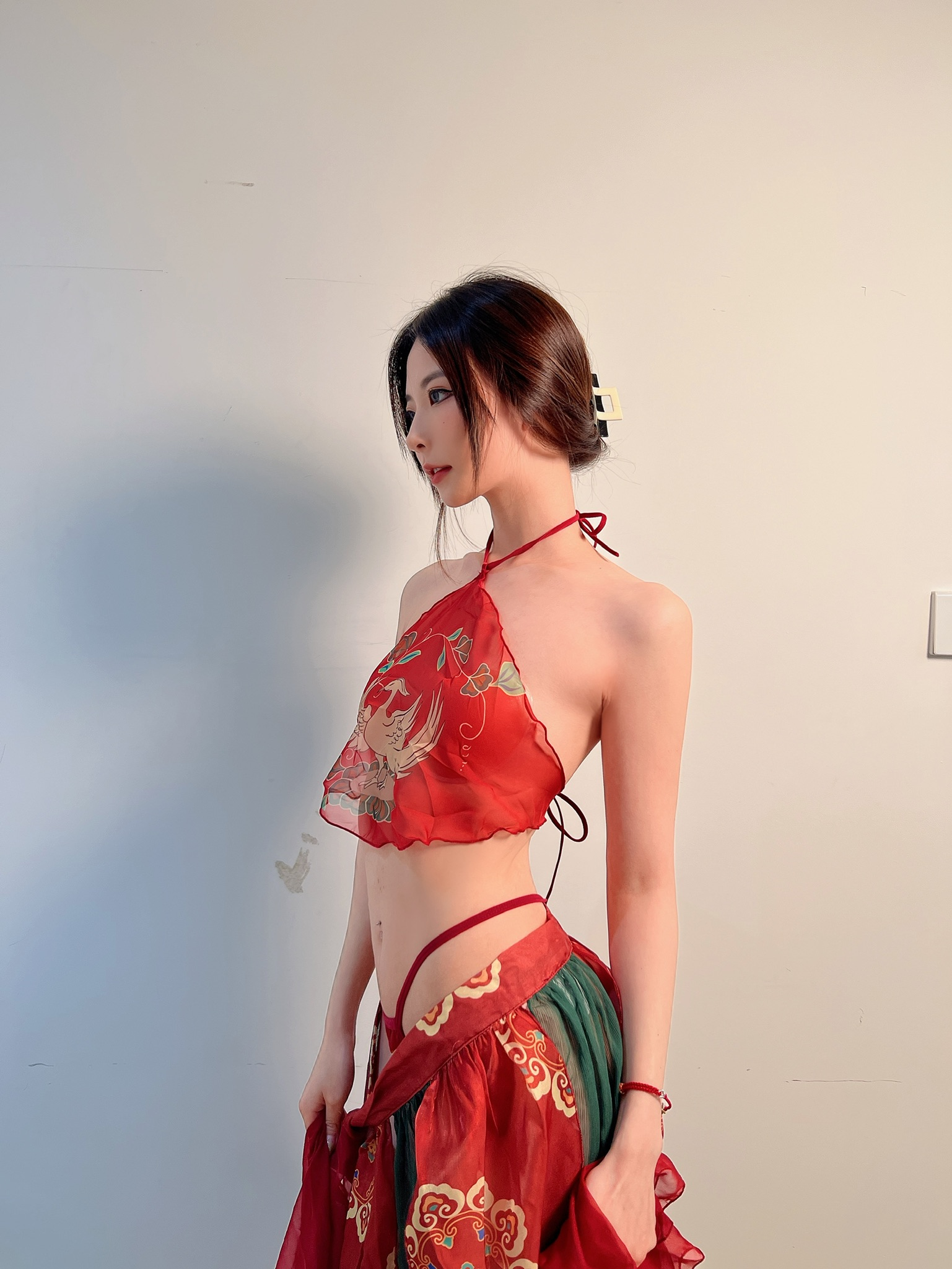 抖音百万网红【陈妮妮】极品美臀微密圈VIP视图福兔迎春