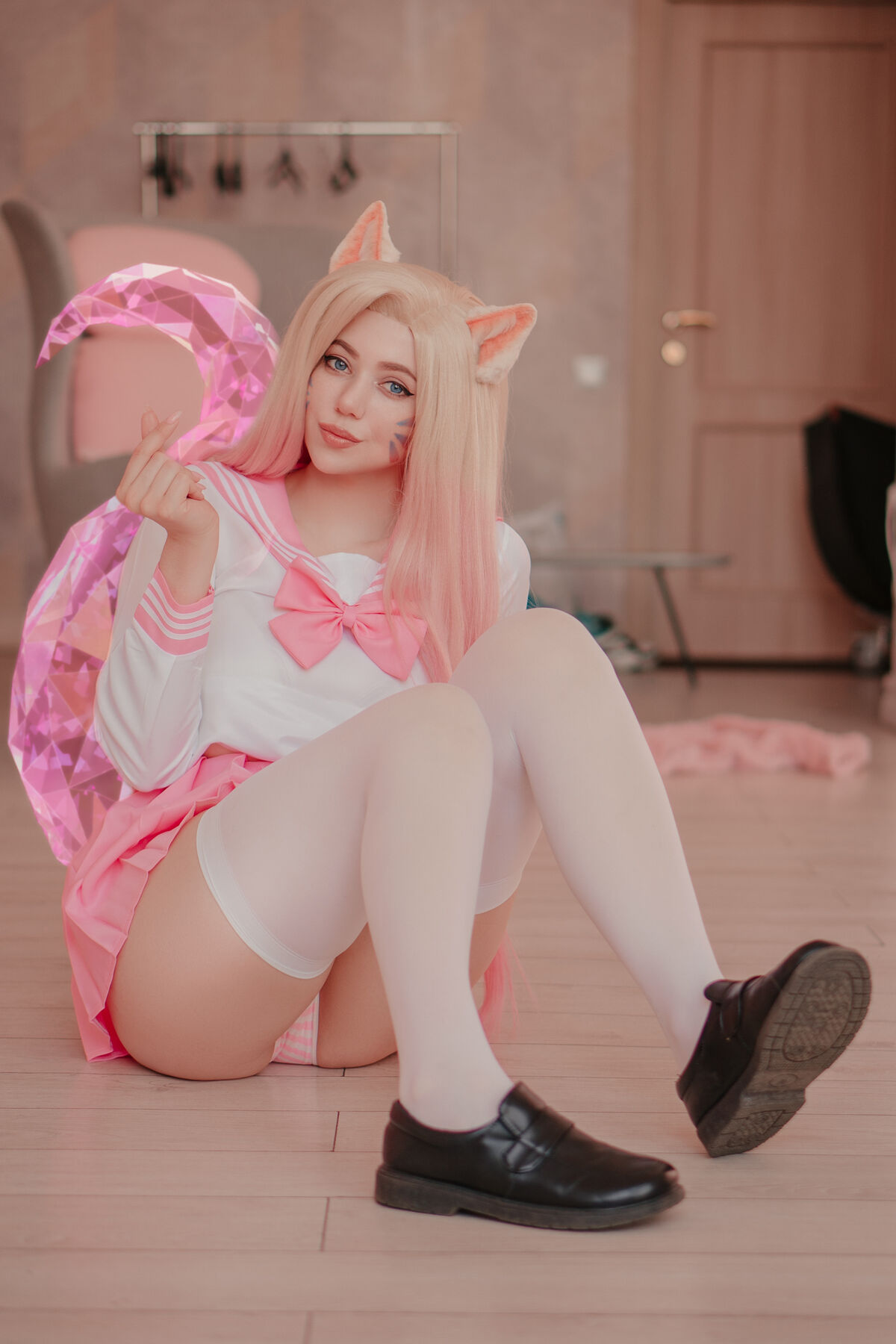 Coser@Alina Becker - Ahri Schoolgirl Part01