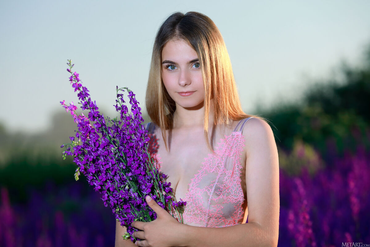 MetArt Dakota Pink - Lavender Fields Part01