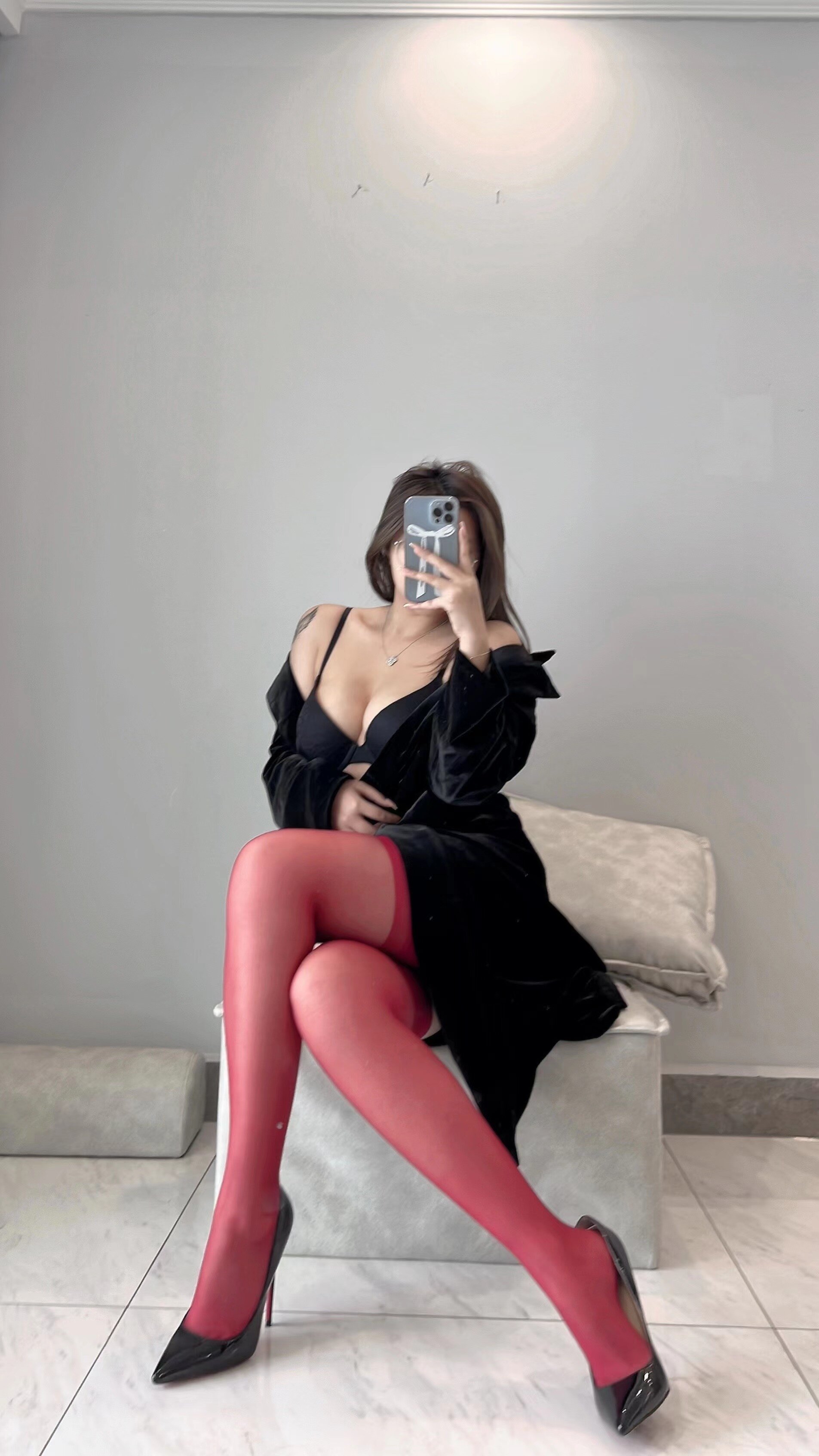 洁己u – 微密圈系列波尔多红吊带丝袜