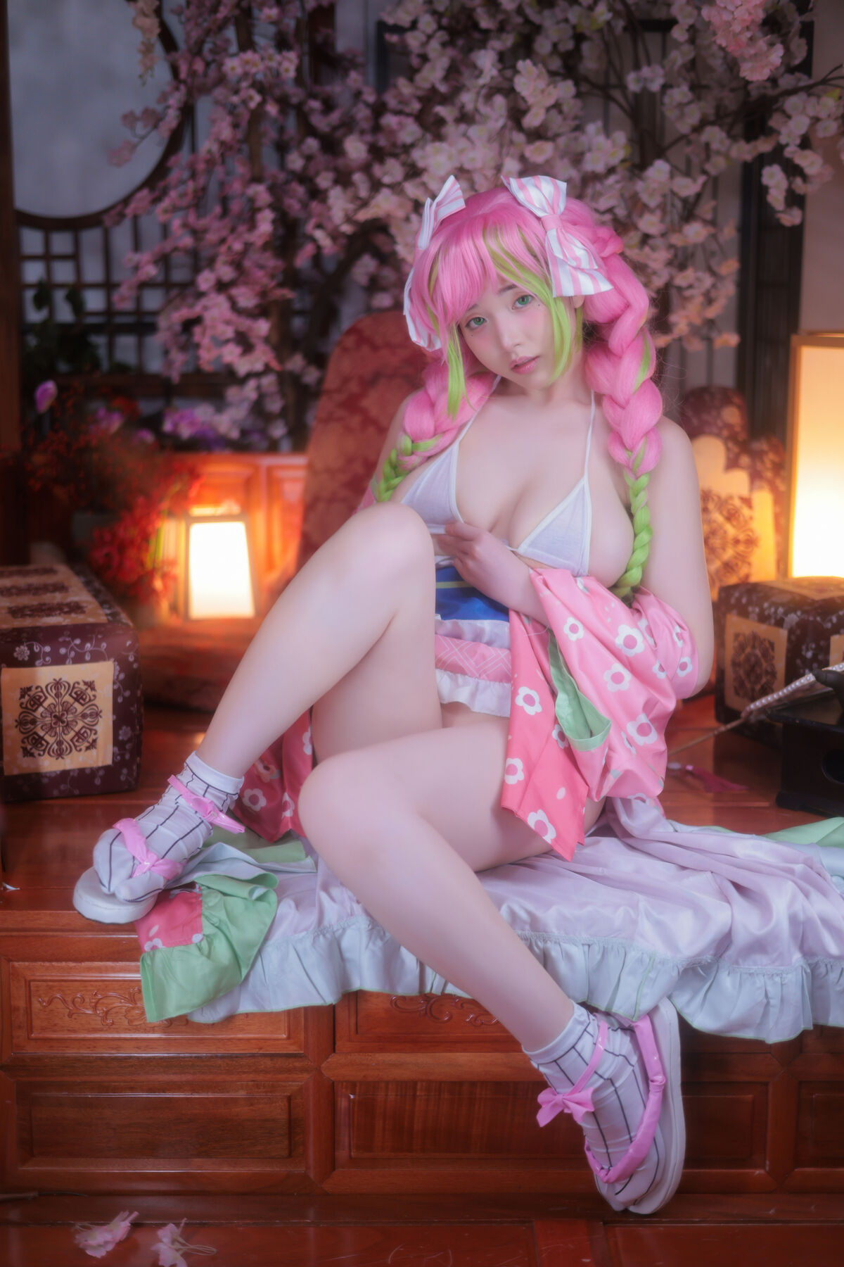 Yeon Woo 연우 - MITSURI Part02