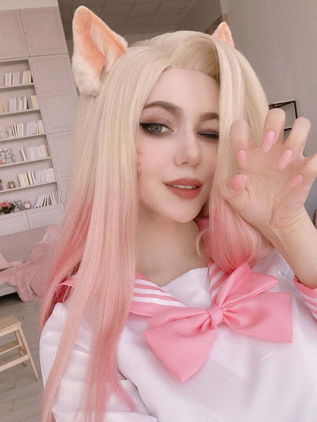 Coser@Alina Becker - Ahri Schoolgirl Part02