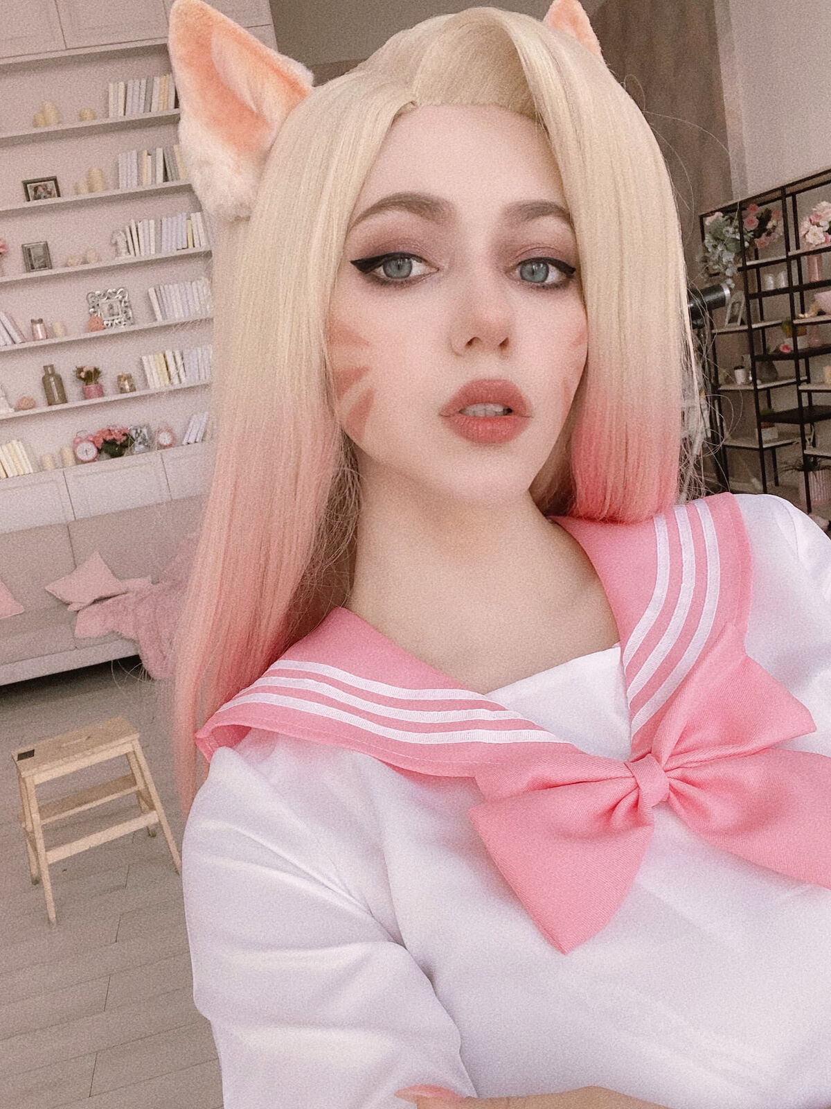 Coser@Alina Becker - Ahri Schoolgirl Part02