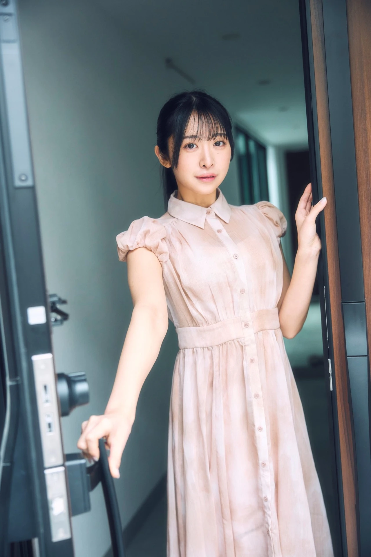 Naomi Majima 真島なおみ, SPA！デジタル写真集 「先輩の奥さん」 Set.01