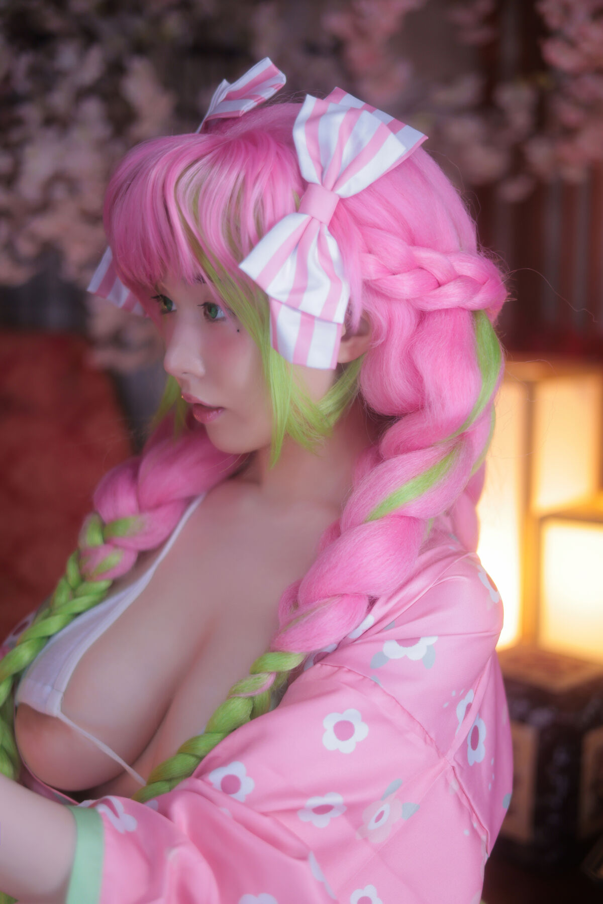 Yeon Woo 연우 - MITSURI Part01