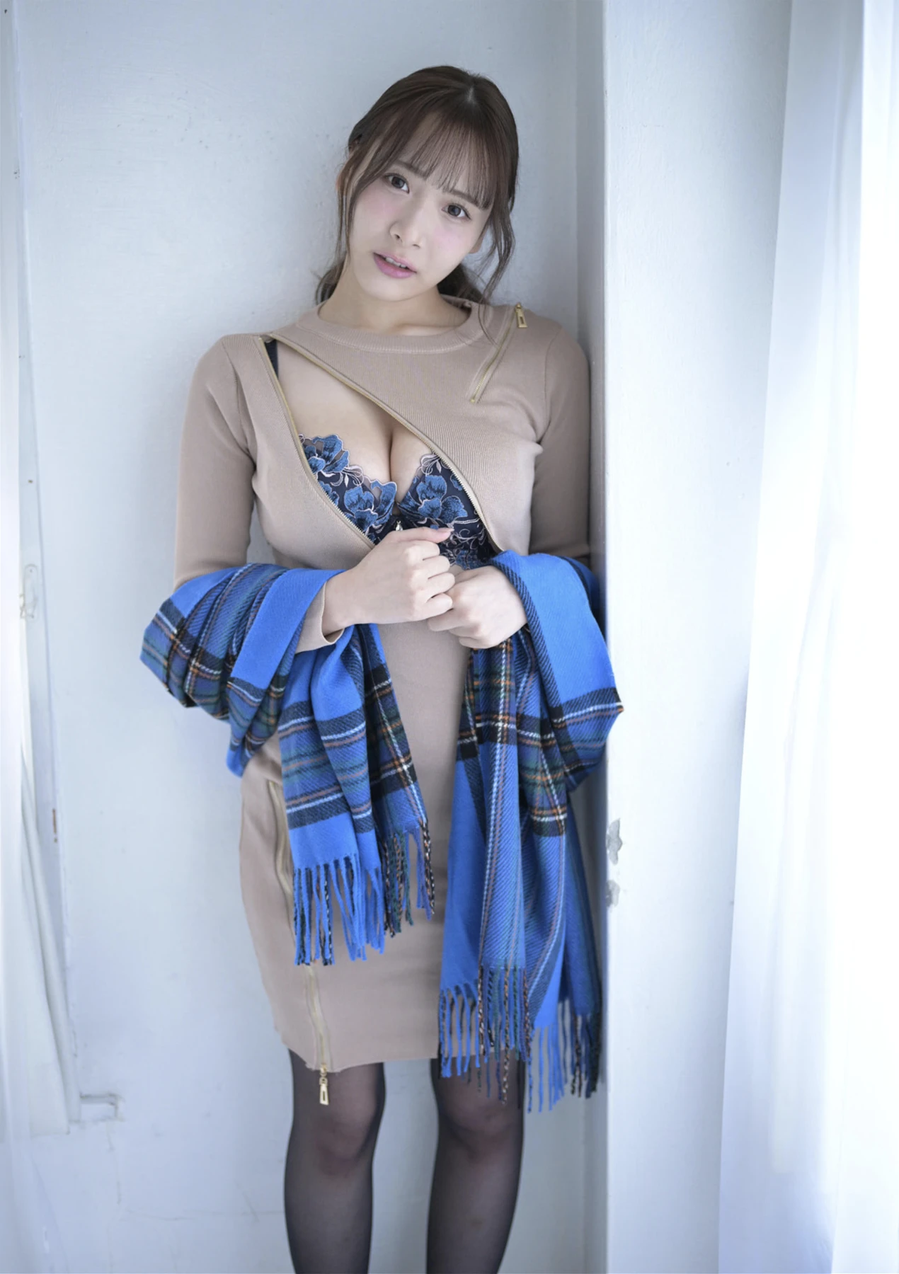 Himeka Iori 庵ひめか, 週刊現代デジタル写真集 「Ｌカップお届け！」 Set.01