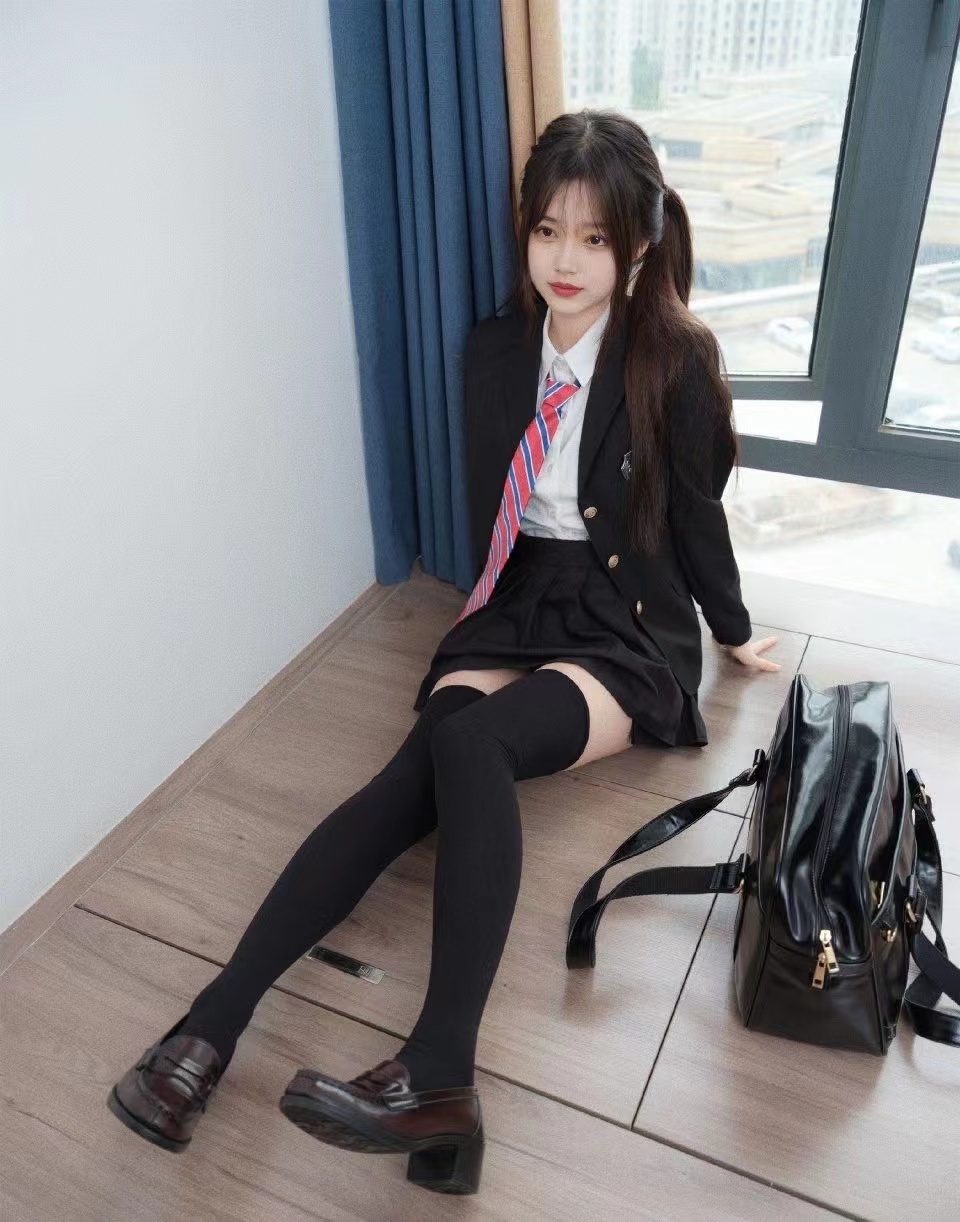 微密圈布尔玛图包抖音百万粉丝张铁囡-杂图带认证