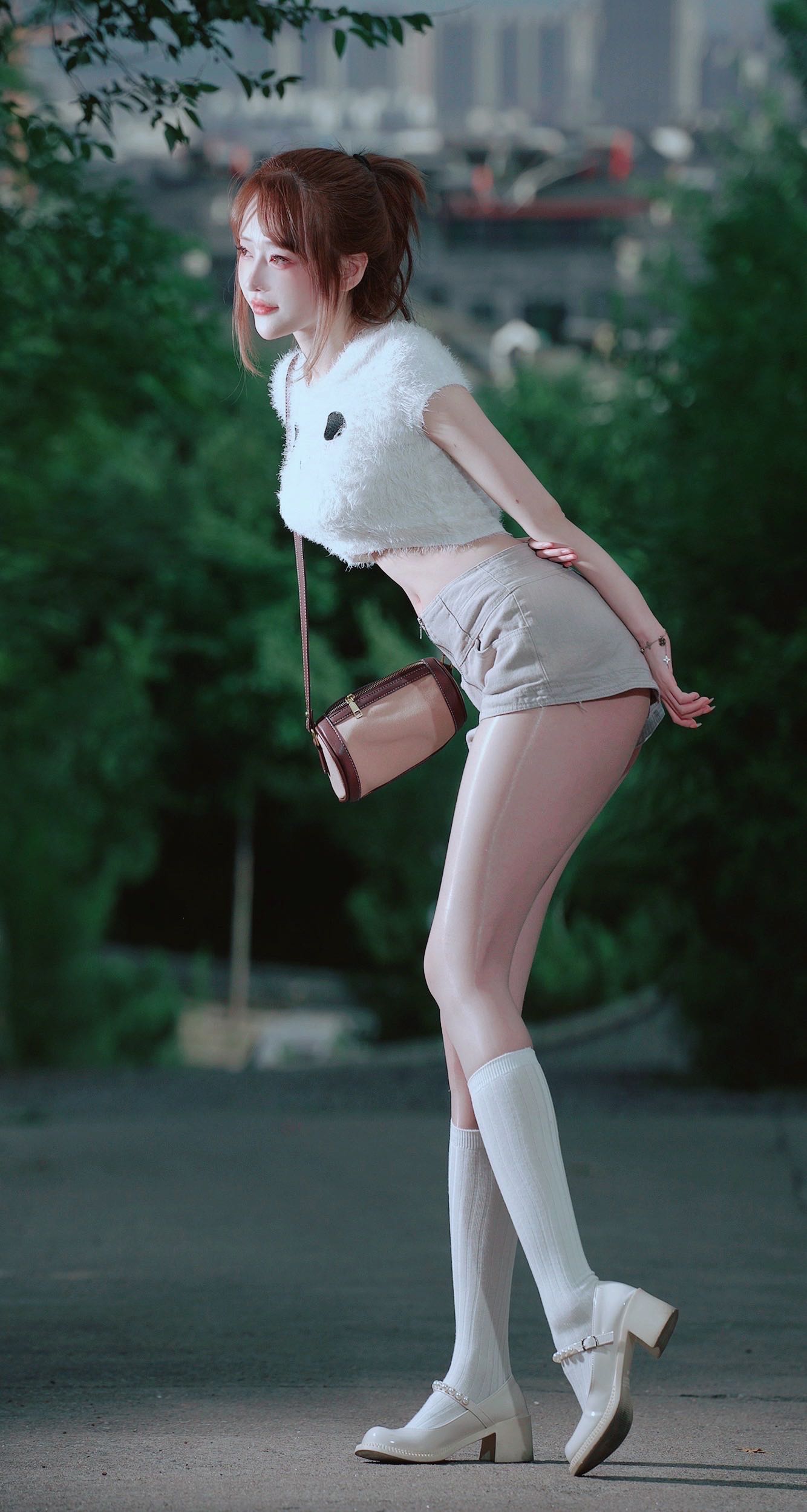 微密圈布尔玛图包抖音张铁囡