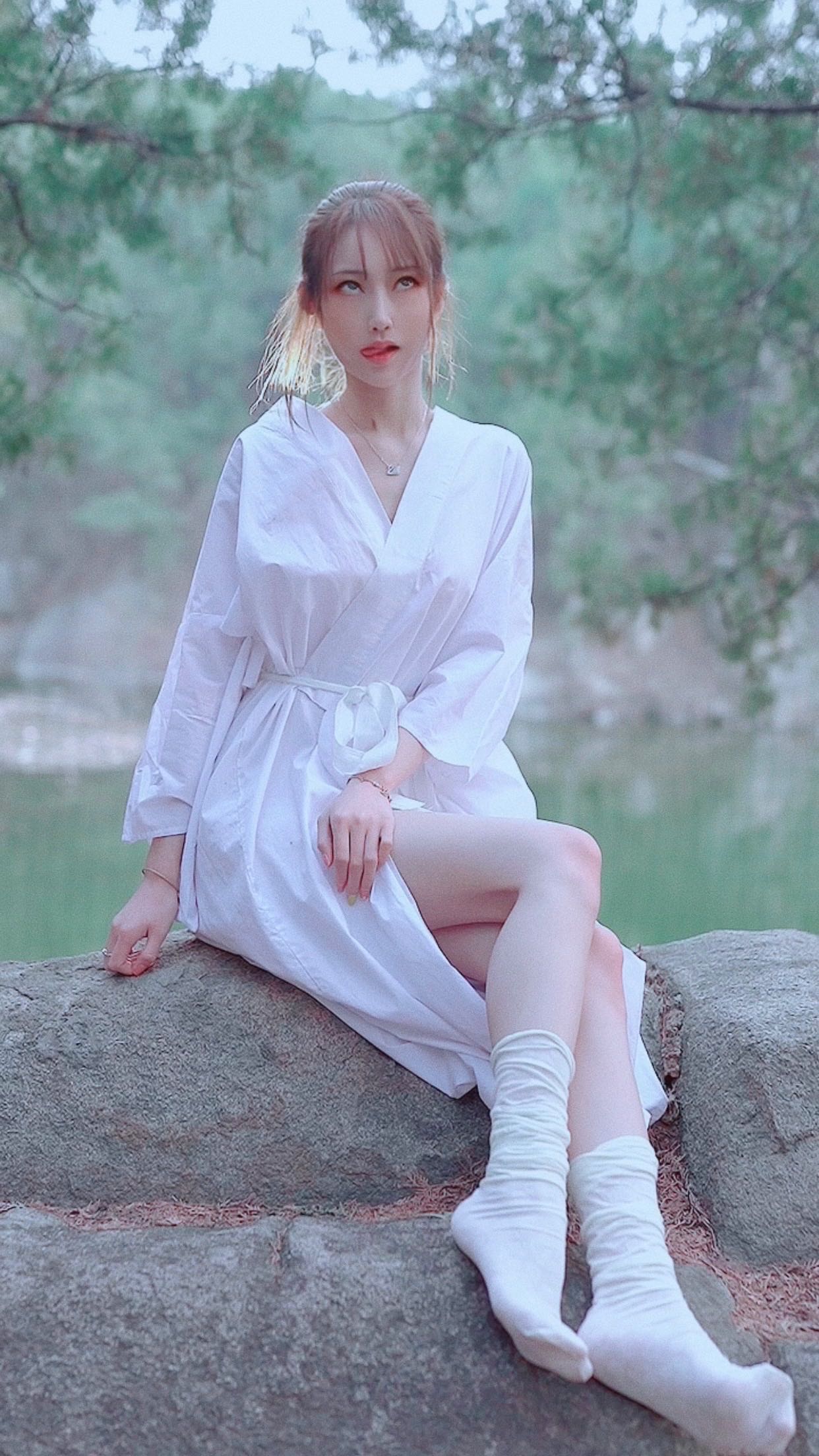 微密圈布尔玛图包抖音张铁囡