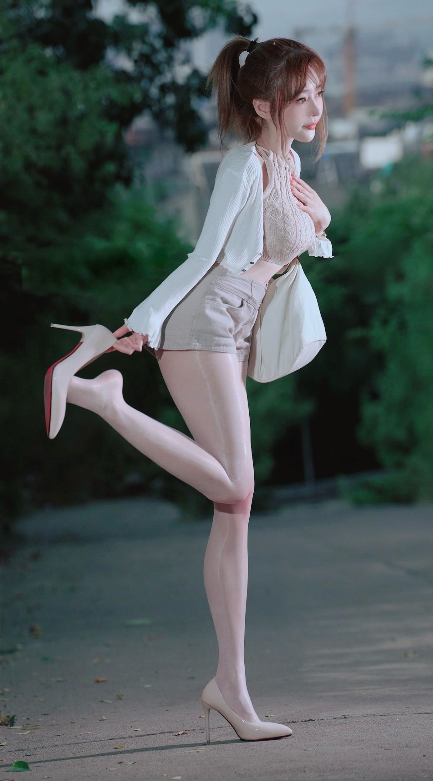 微密圈布尔玛图包抖音张铁囡