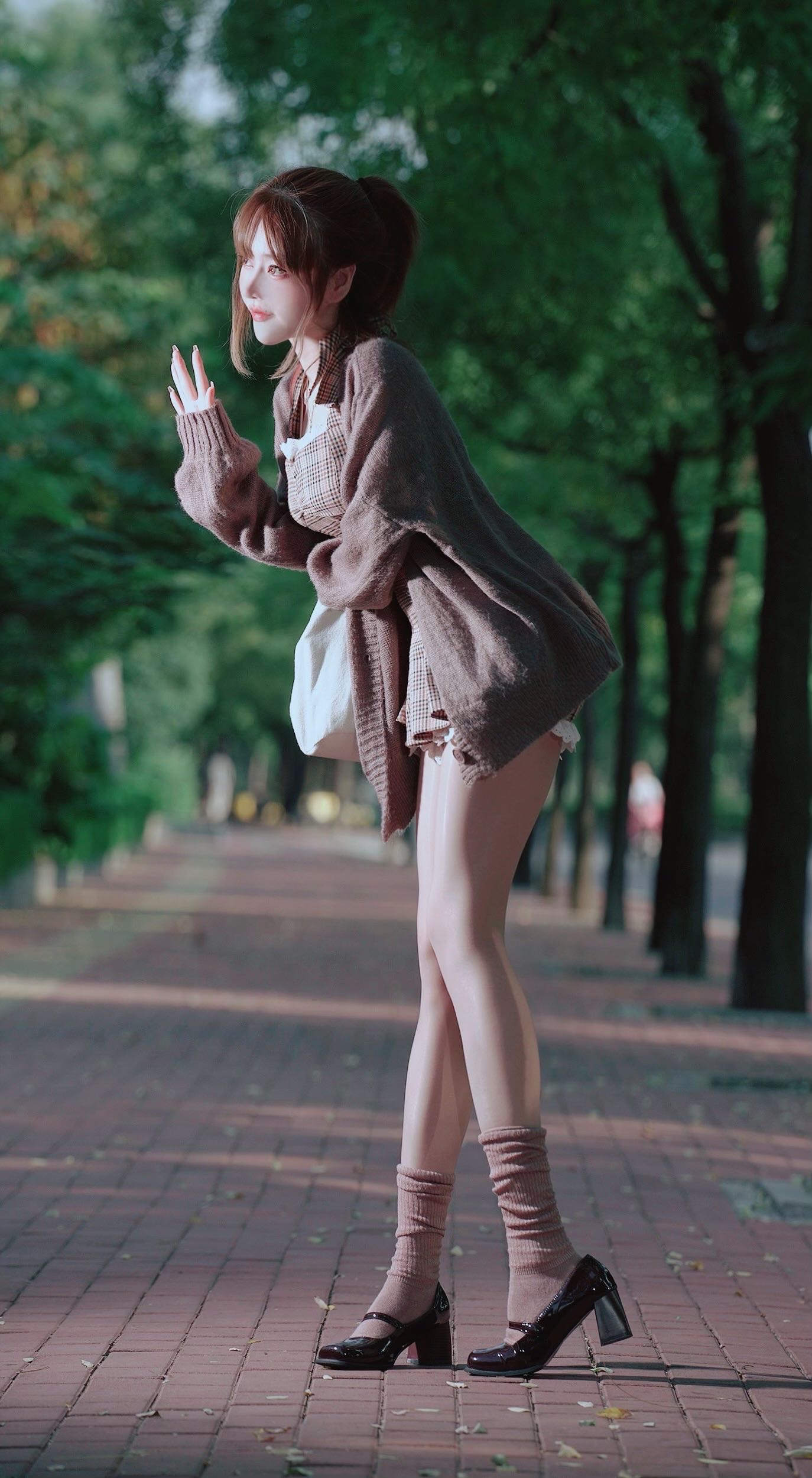 微密圈布尔玛图包抖音张铁囡