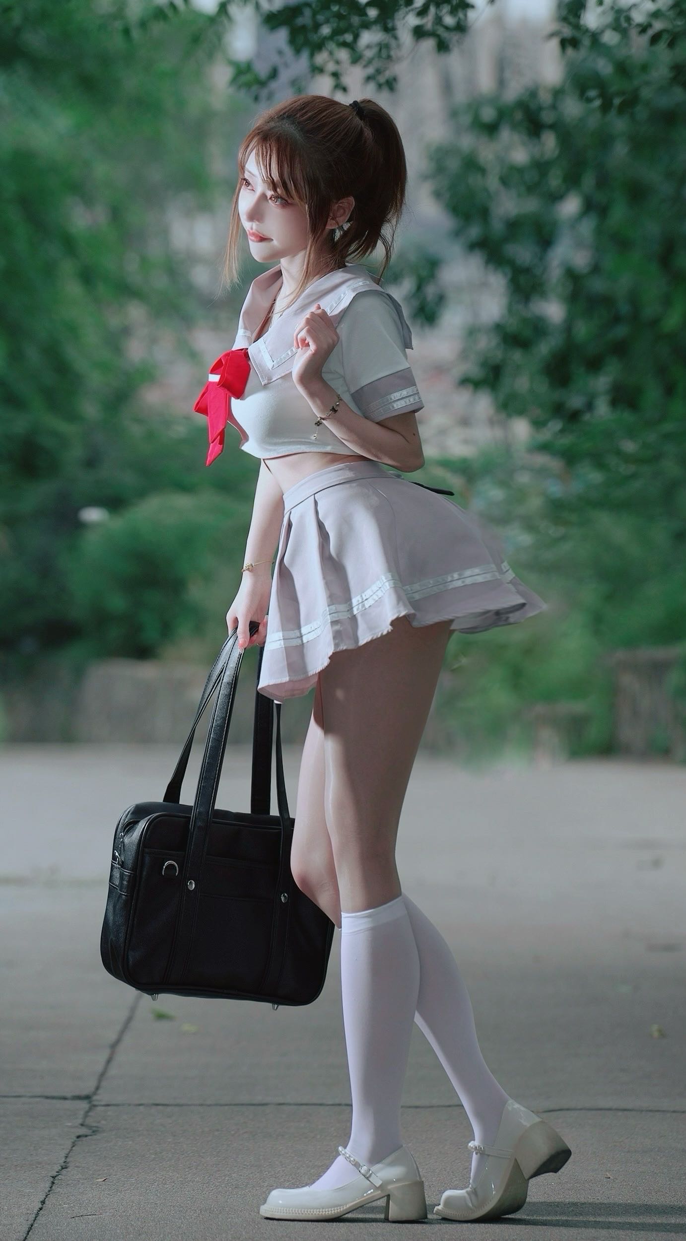 微密圈布尔玛图包抖音张铁囡