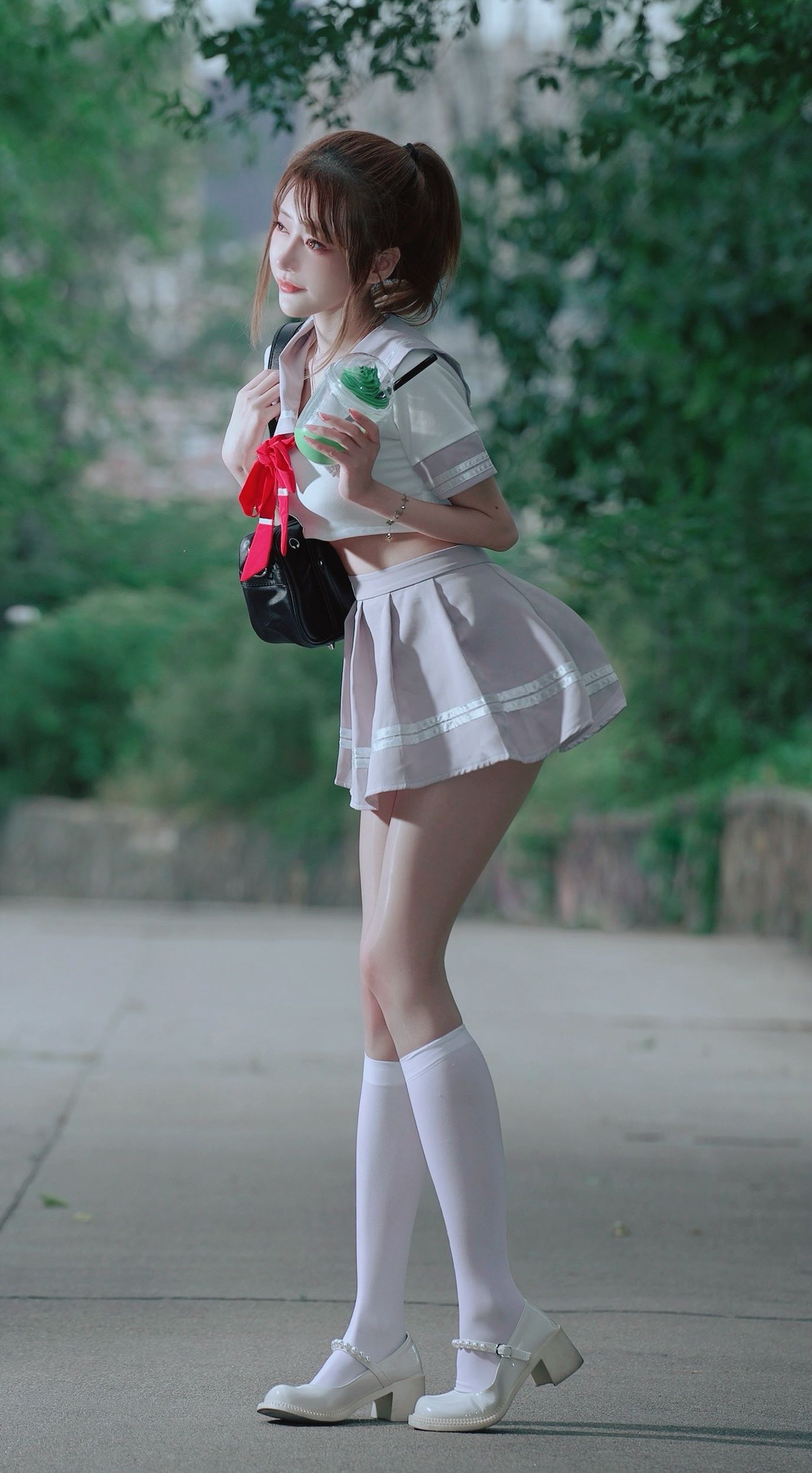 微密圈布尔玛图包抖音张铁囡