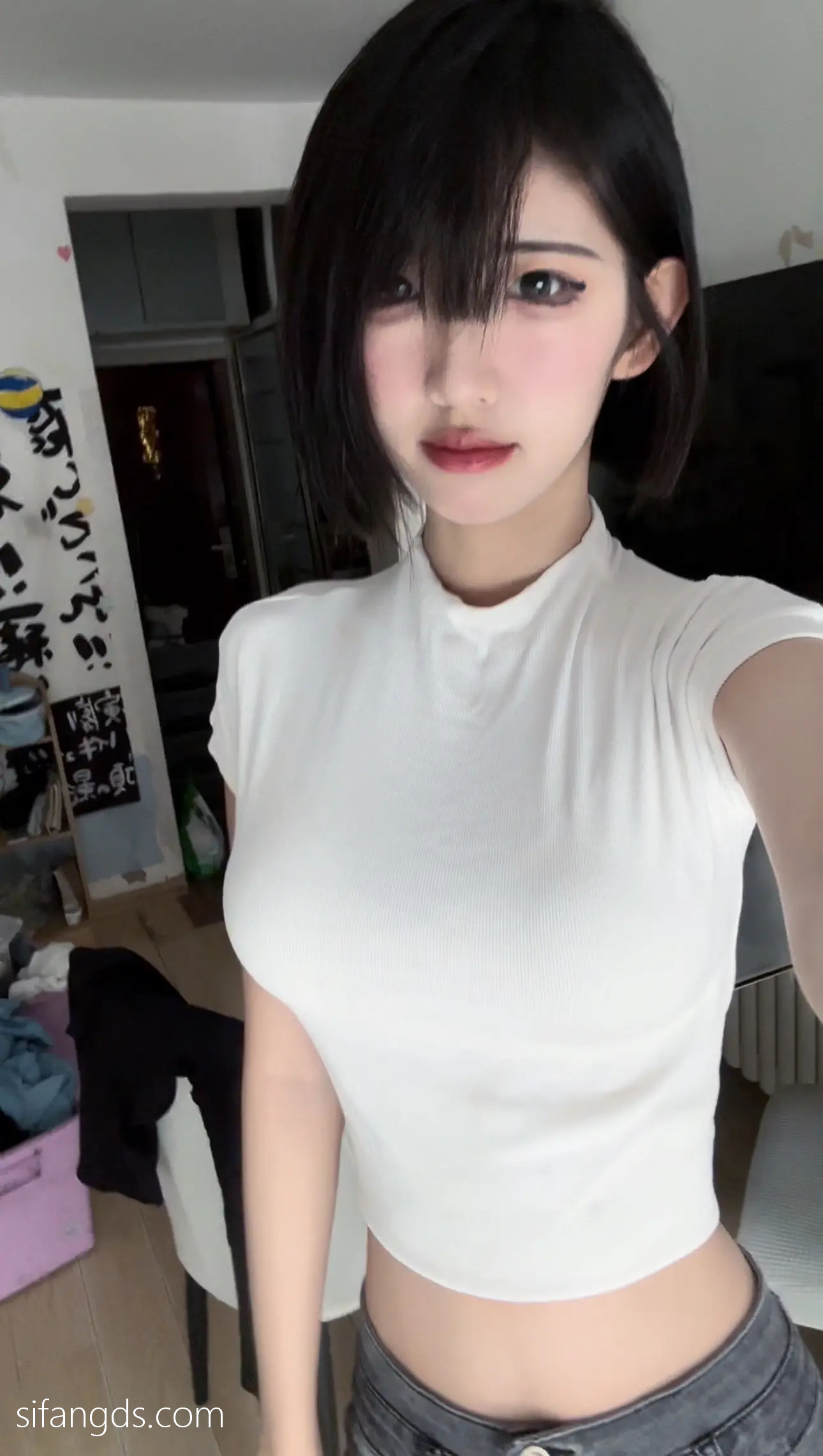 抖音40万粉网红@行简定制