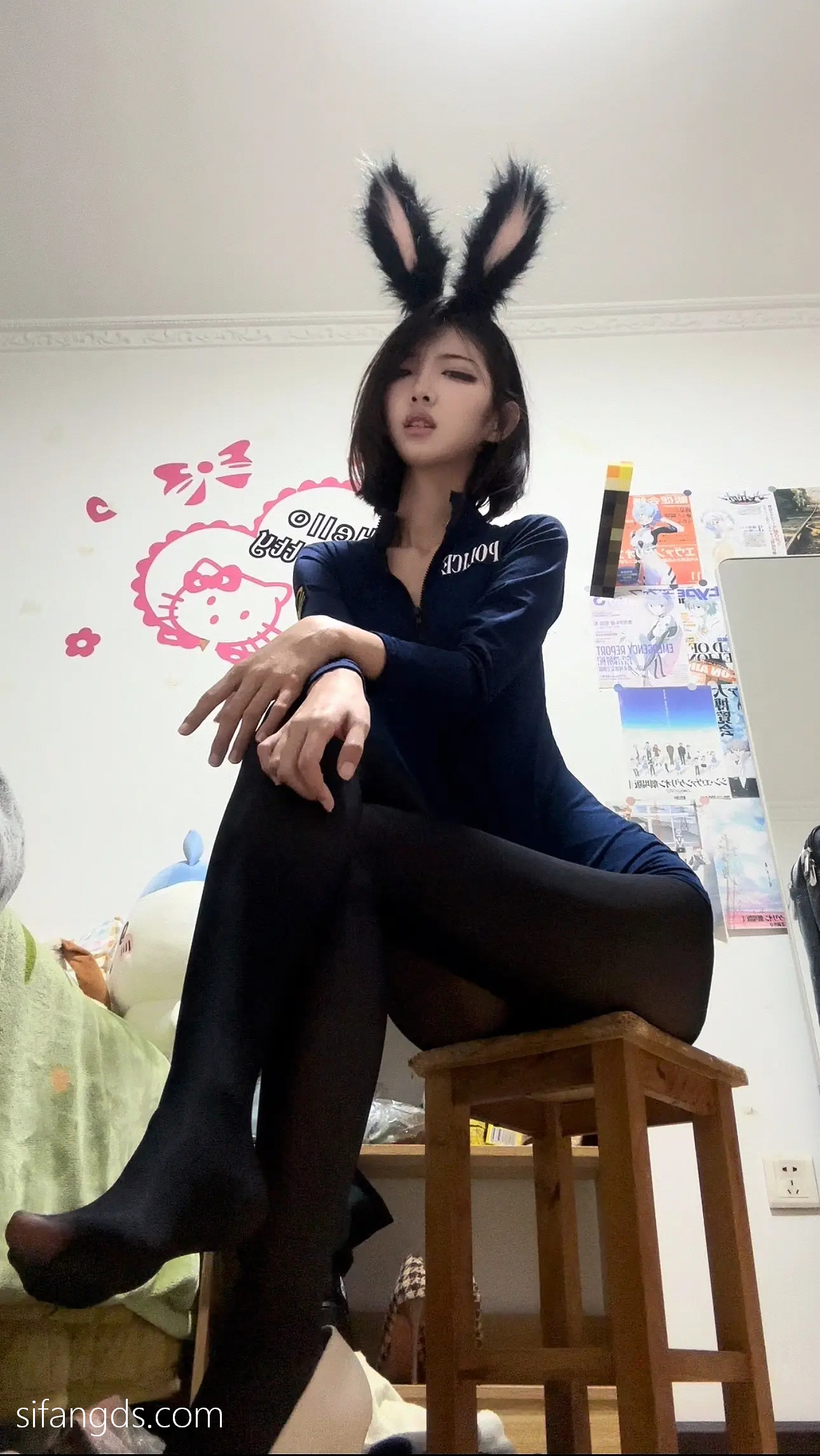 抖音40万粉网红@行简定制