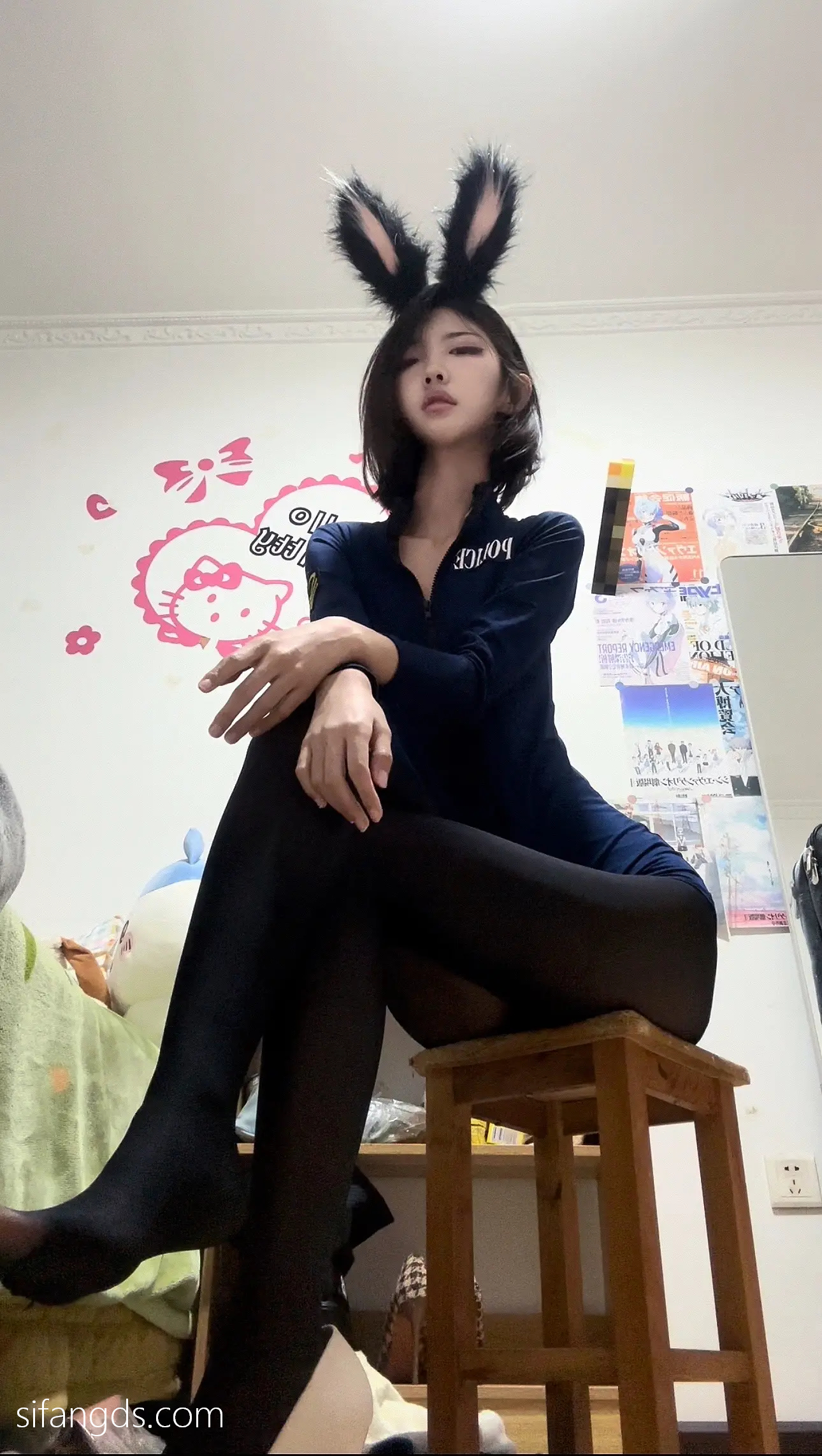 抖音40万粉网红@行简定制