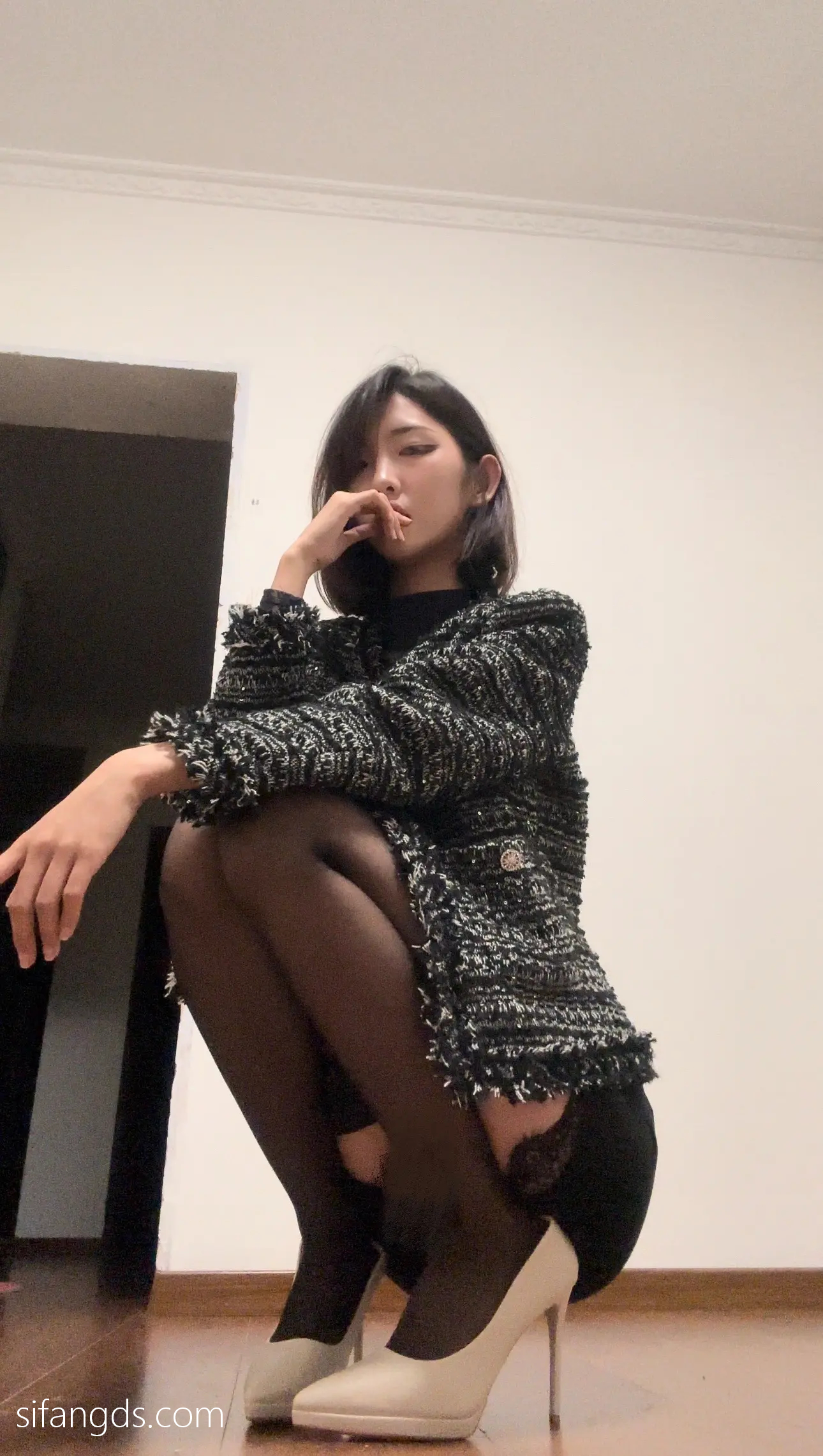 抖音40万粉网红@行简定制