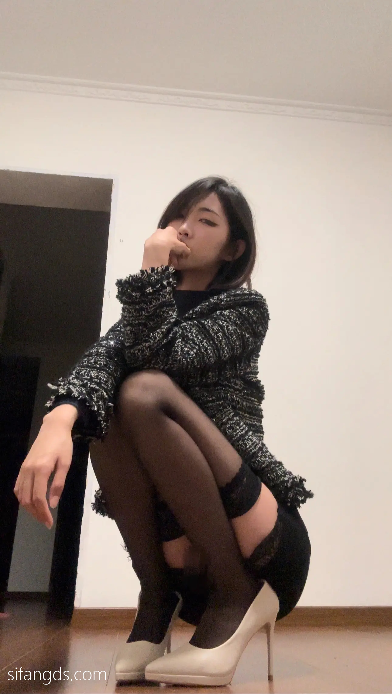 抖音40万粉网红@行简定制