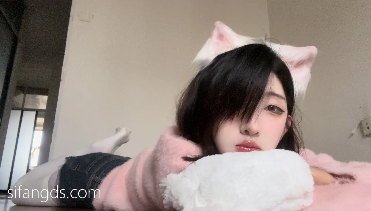 抖音40万粉网红@行简定制