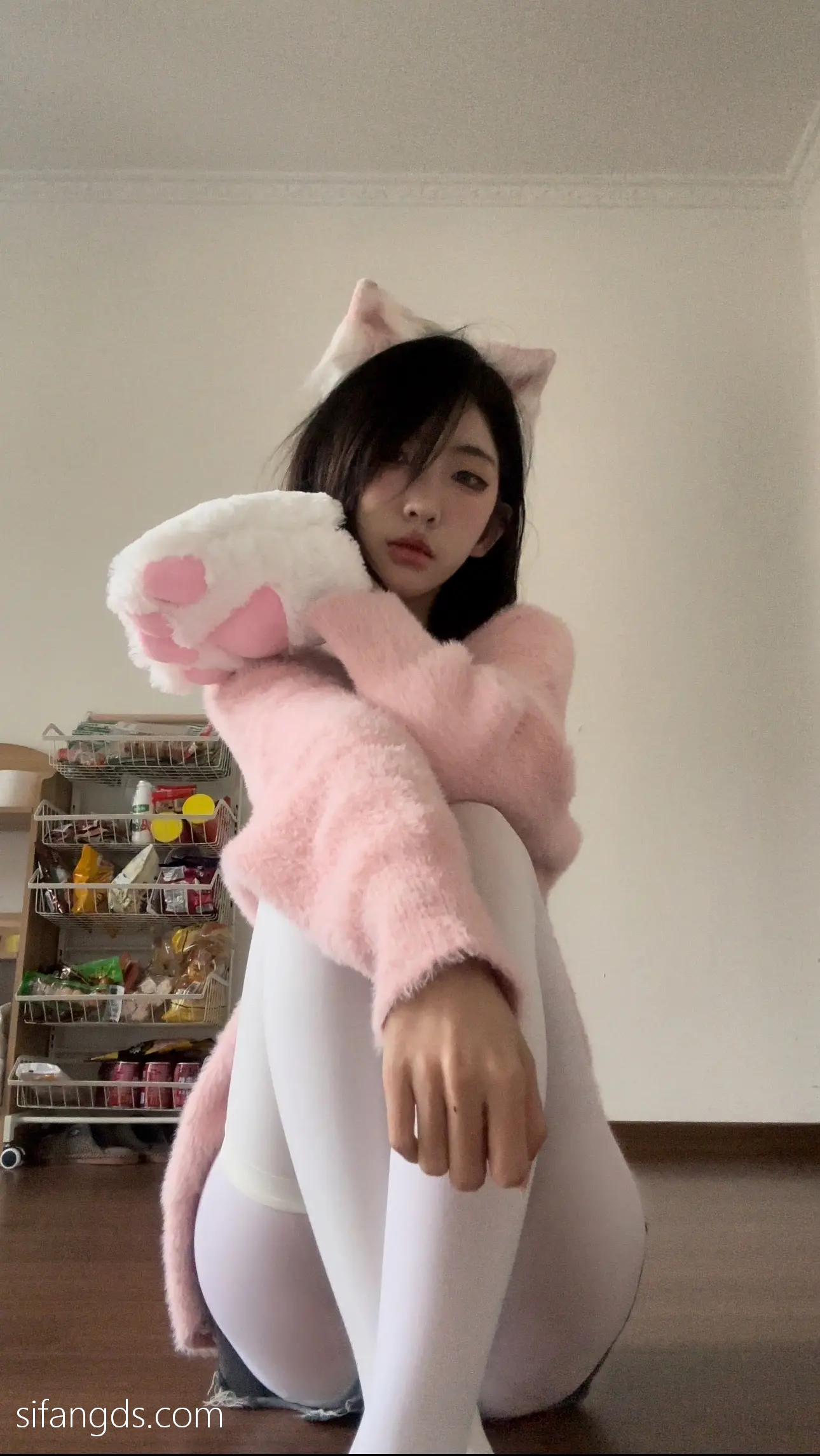 抖音40万粉网红@行简定制