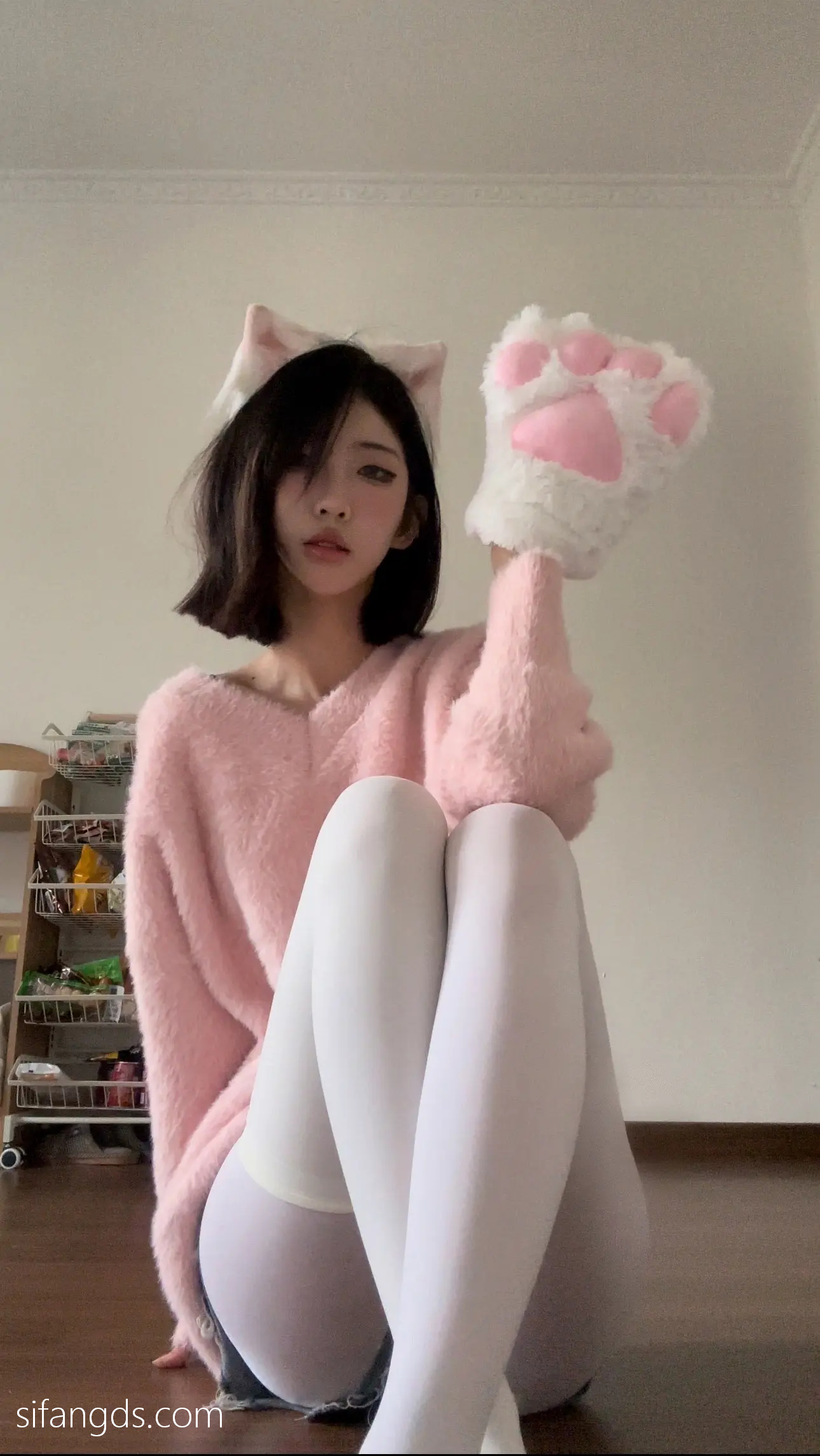 抖音40万粉网红@行简定制