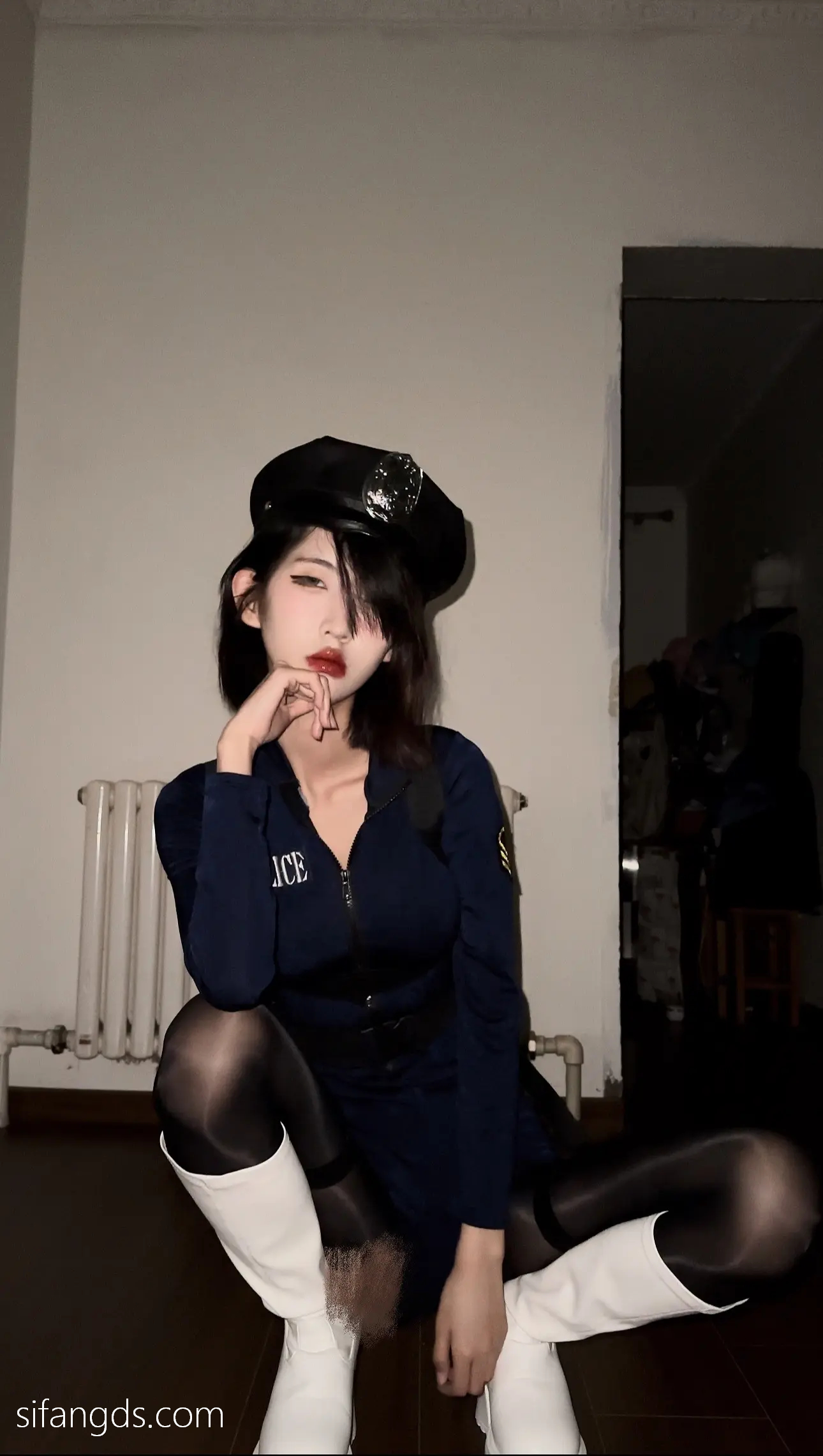 抖音40万粉网红@行简定制