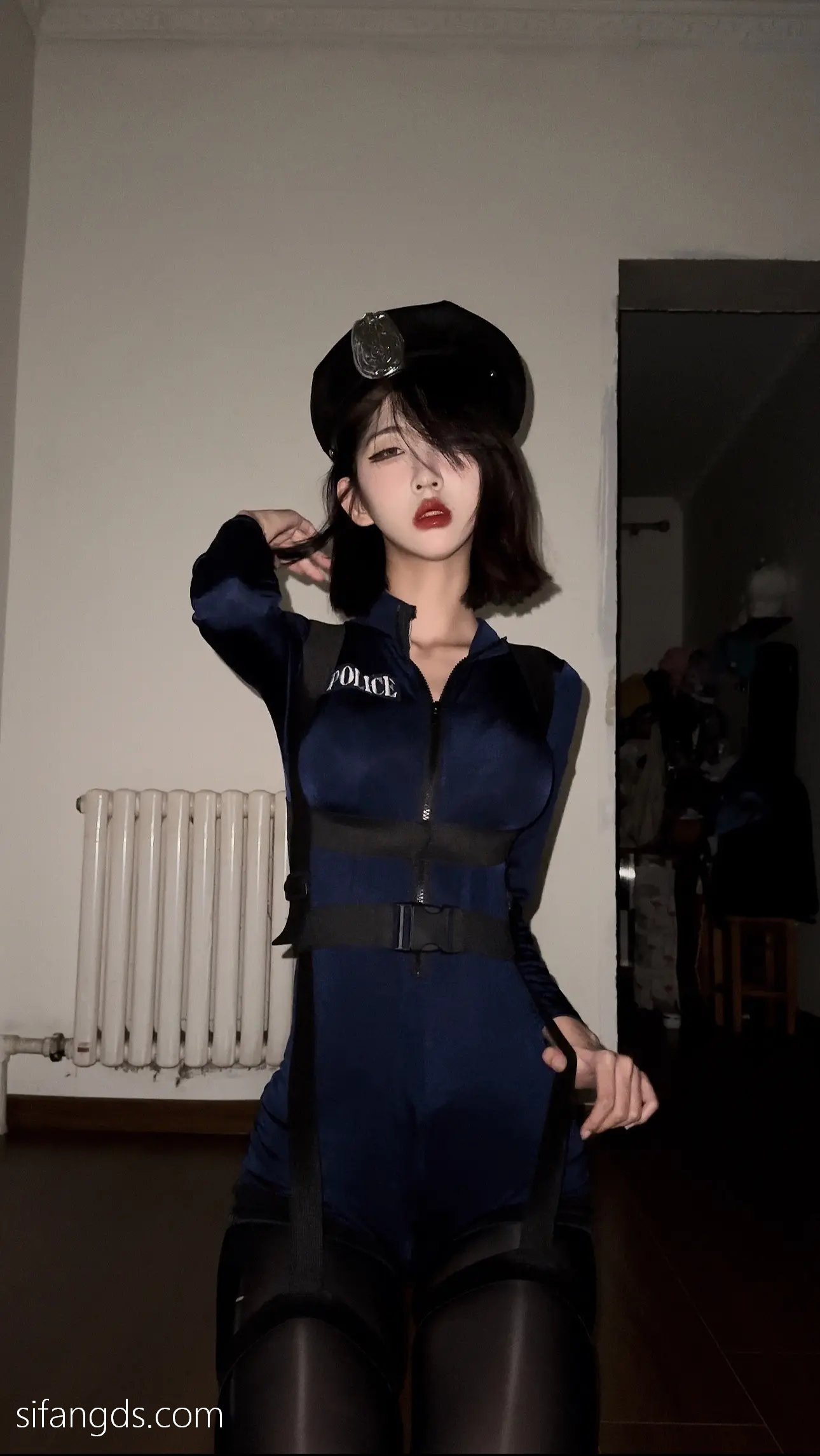 抖音40万粉网红@行简定制