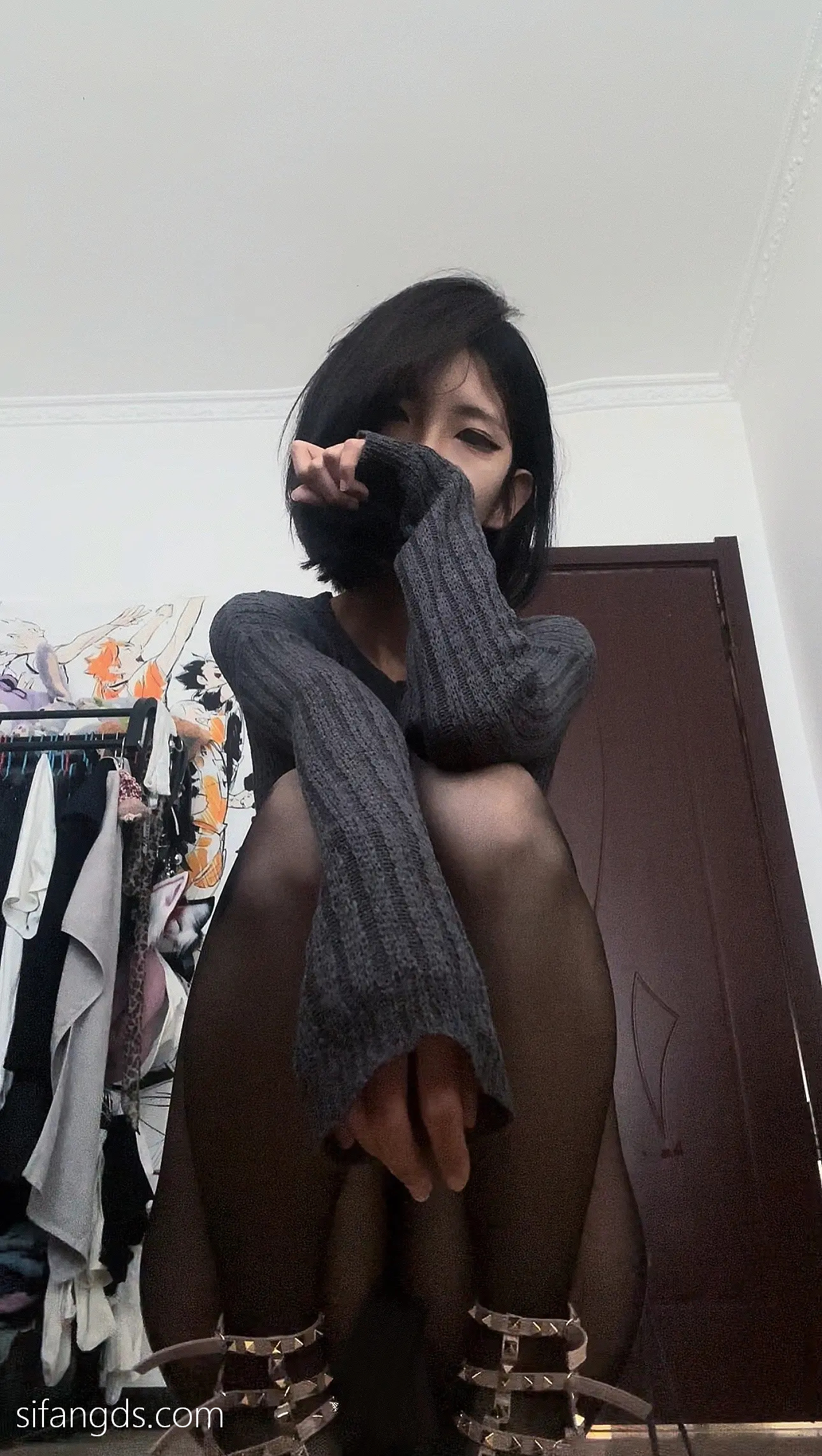 抖音40万粉网红@行简定制