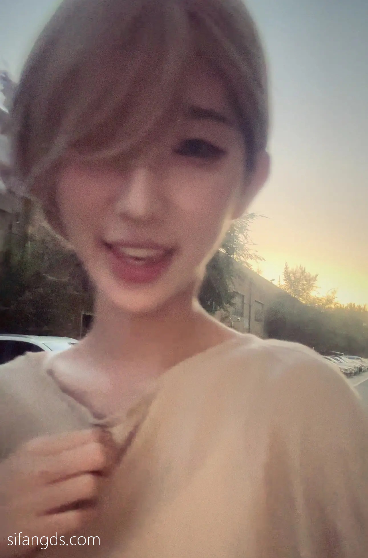 抖音40万粉网红@行简定制