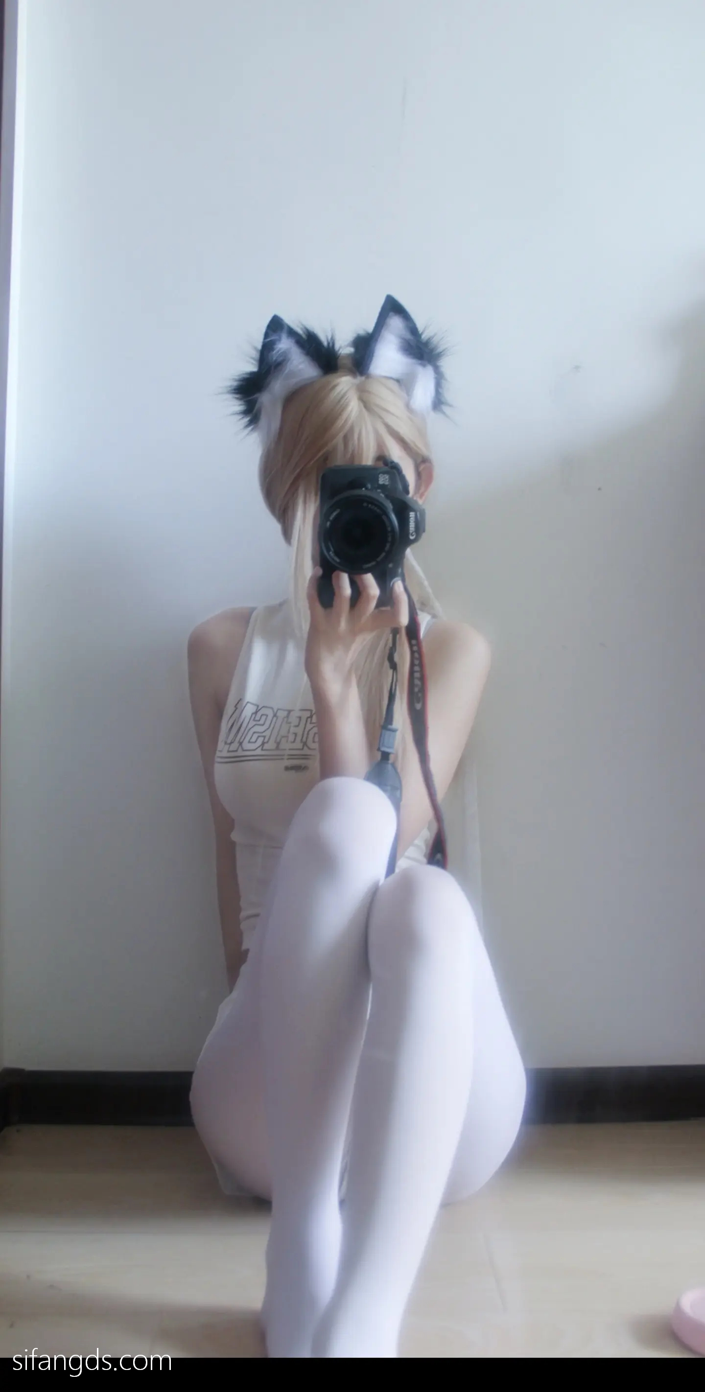 抖音40万粉网红@行简定制