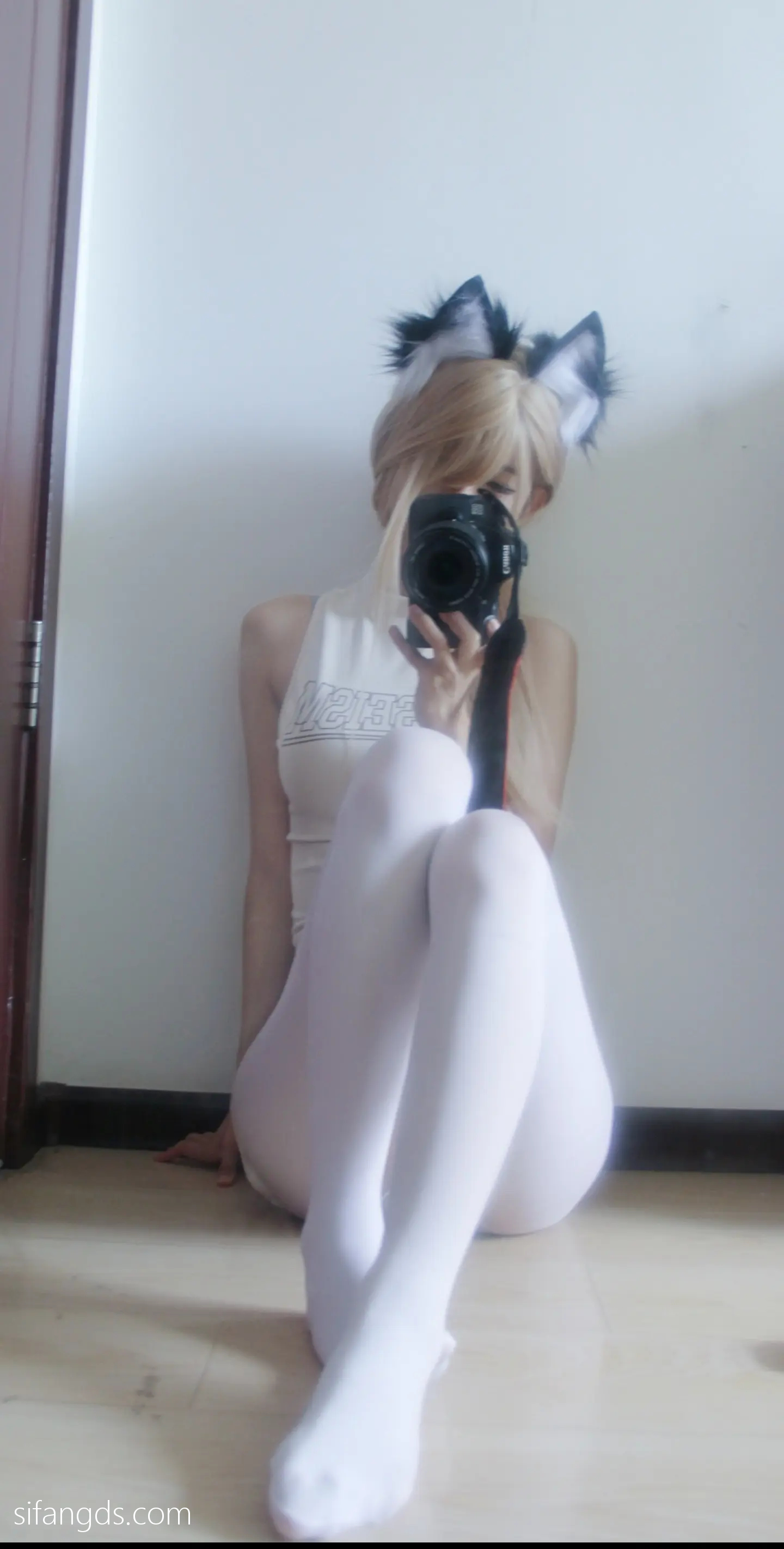 抖音40万粉网红@行简定制