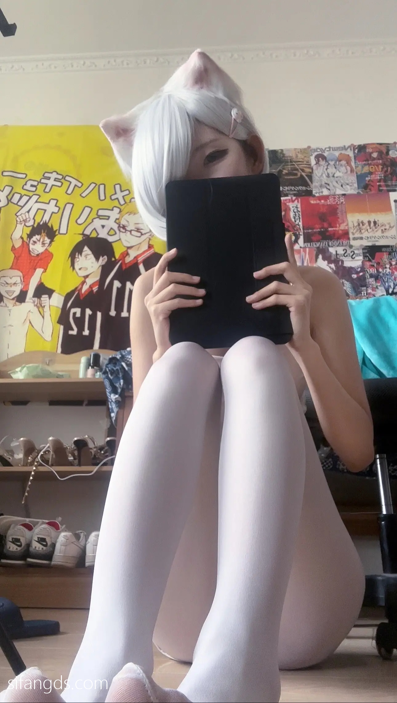 抖音40万粉网红@行简定制