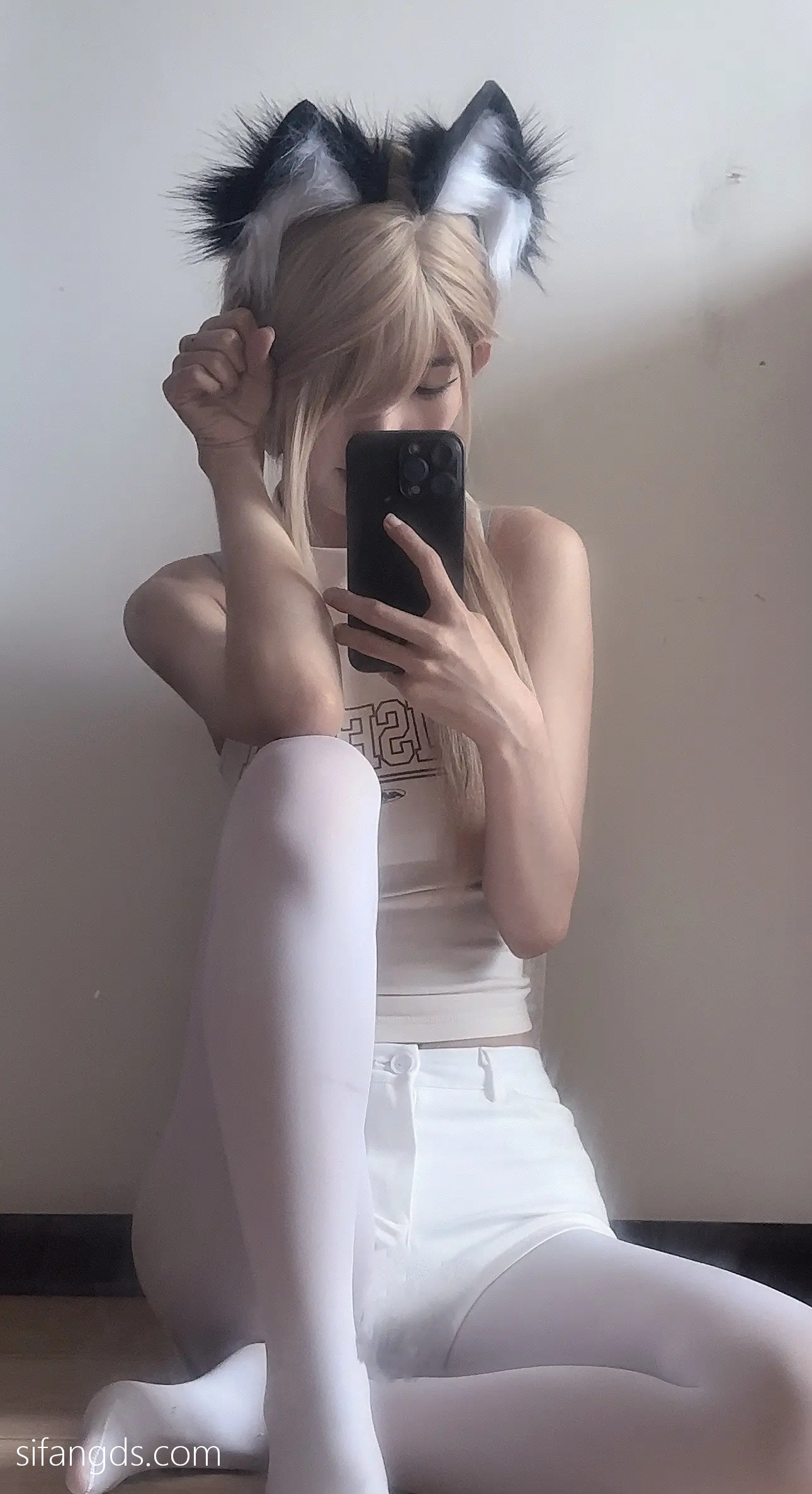 抖音40万粉网红@行简定制