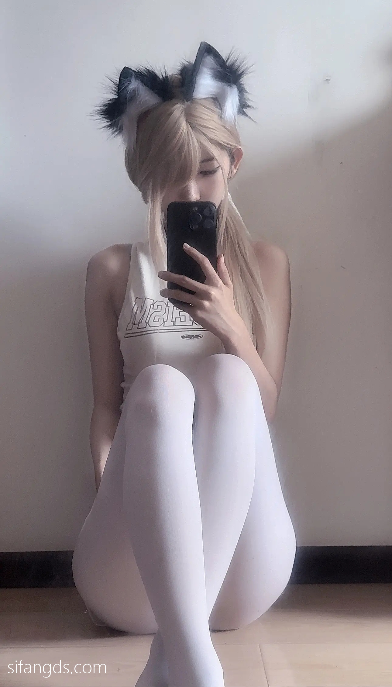 抖音40万粉网红@行简定制