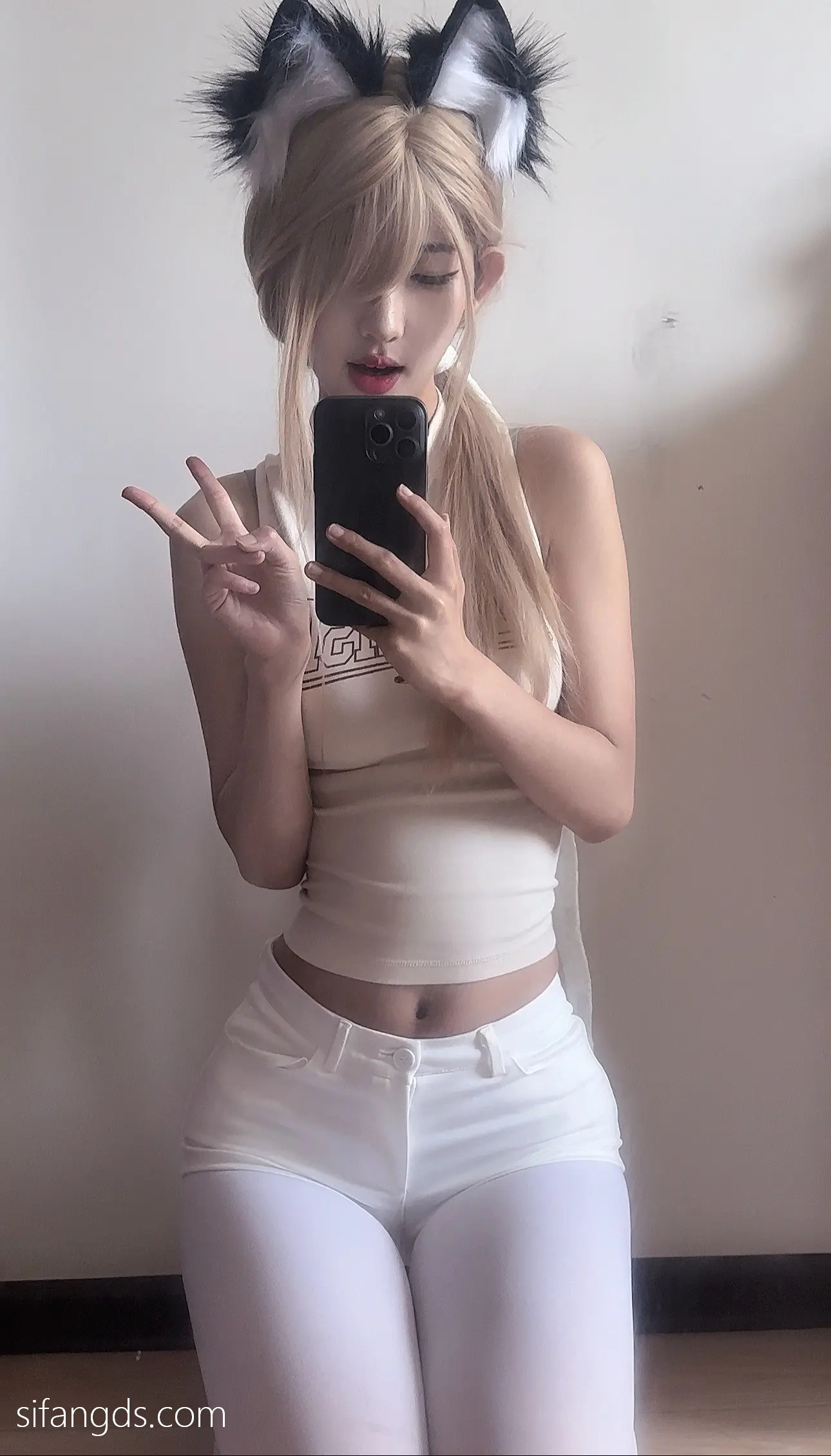 抖音40万粉网红@行简定制