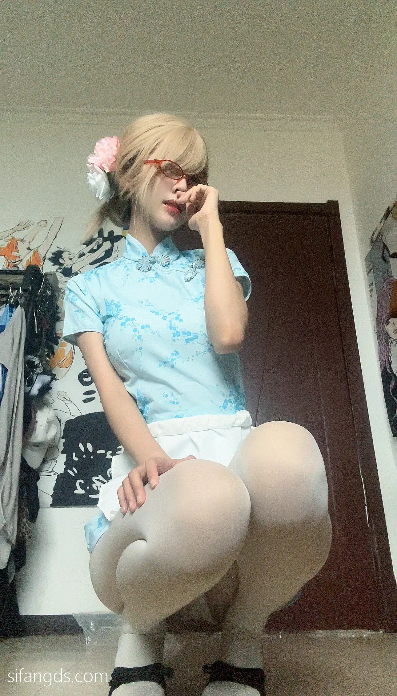 抖音40万粉网红@行简定制