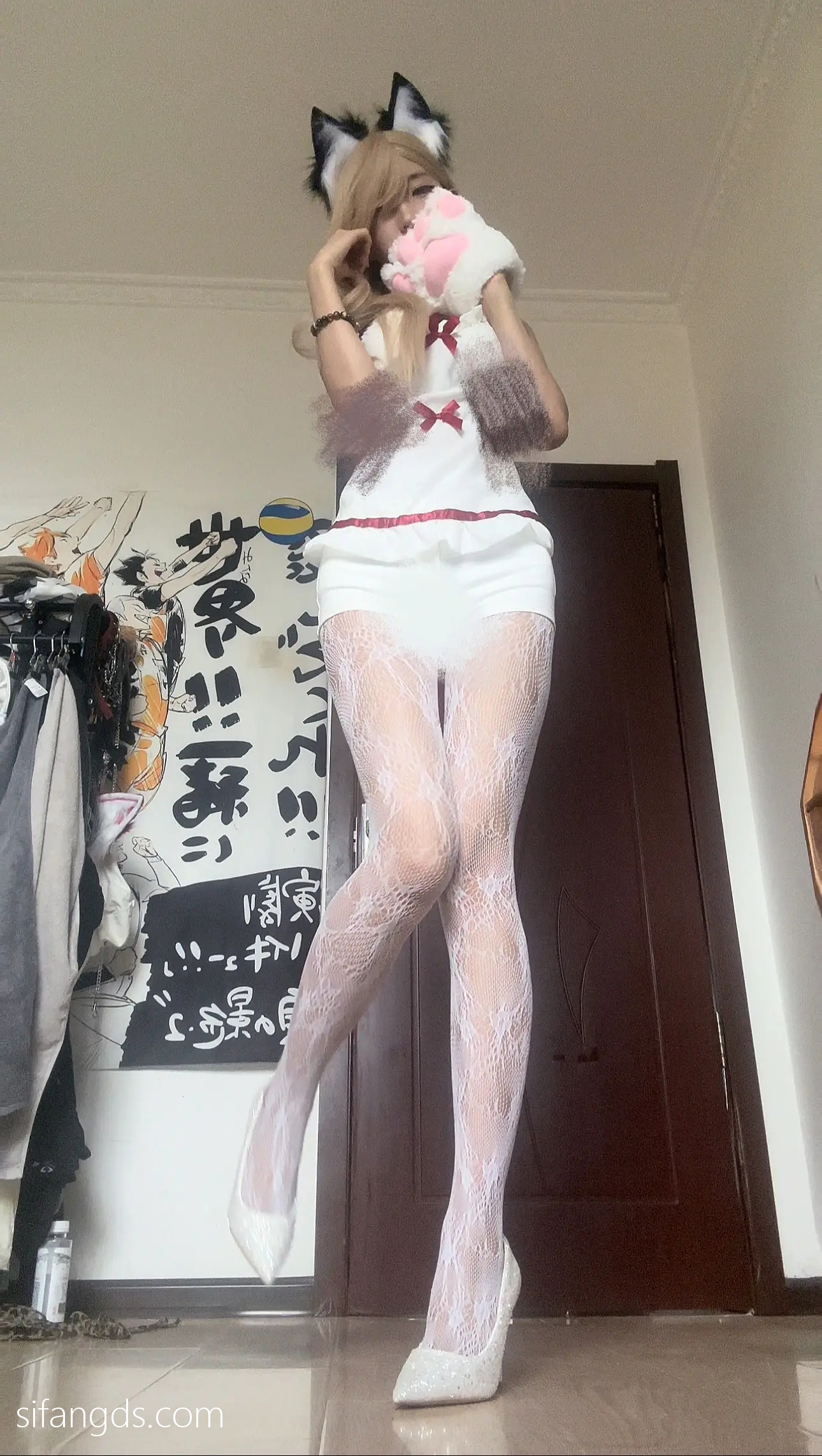 抖音40万粉网红@行简定制