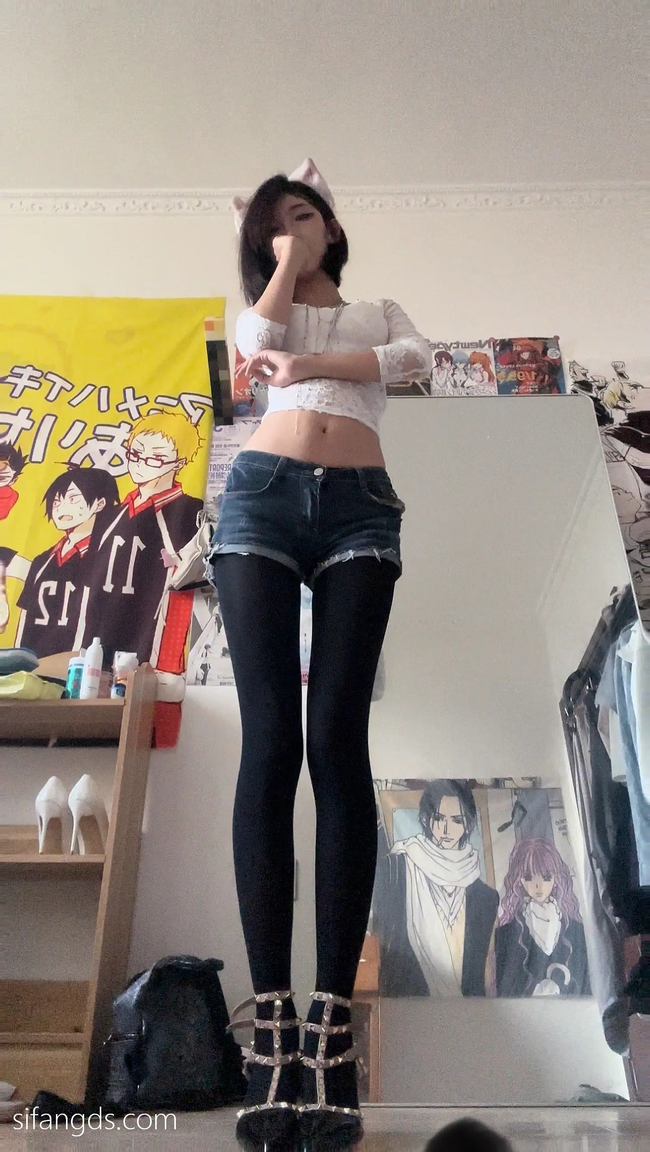 抖音40万粉网红@行简定制