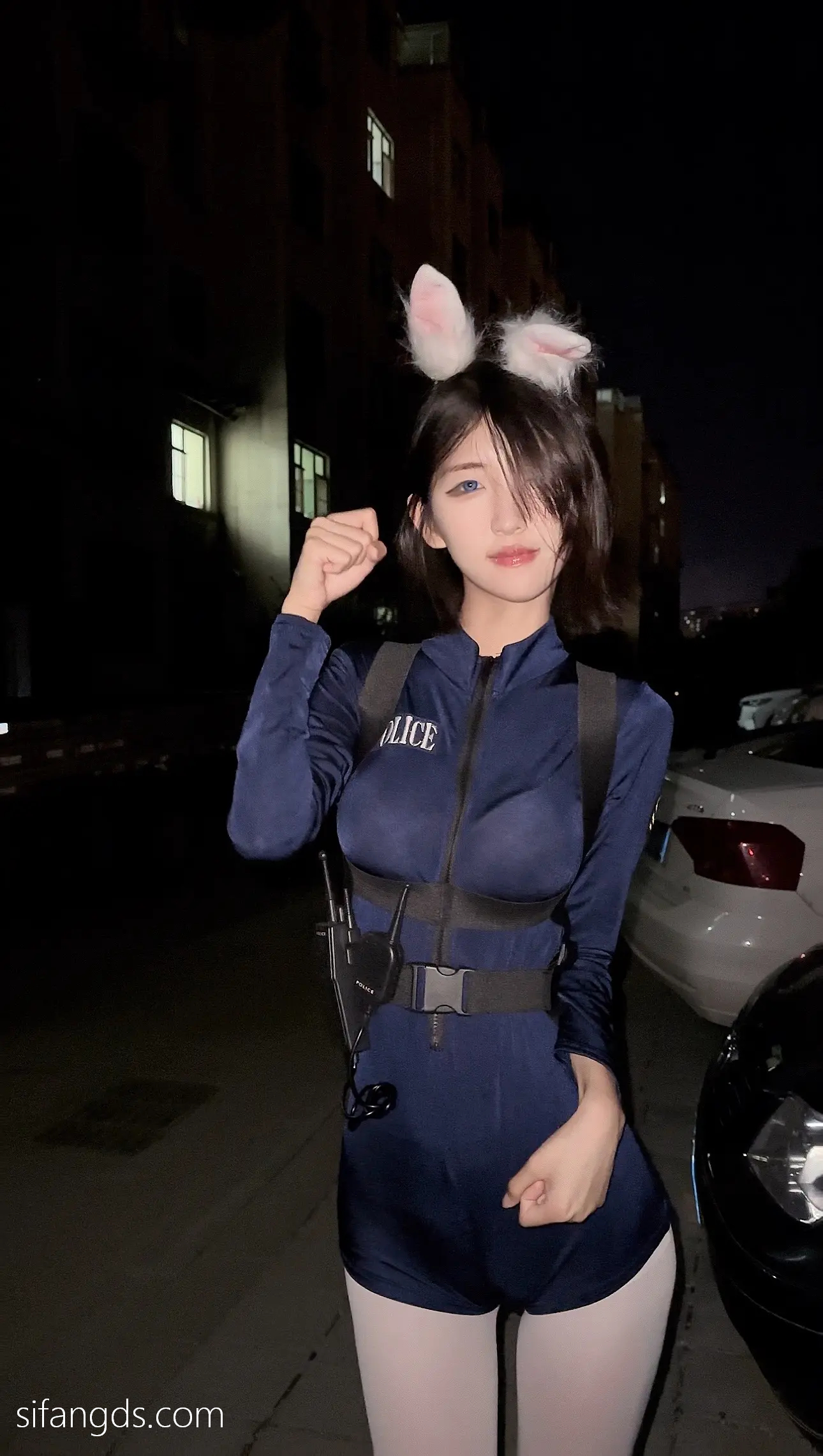 抖音40万粉网红@行简定制