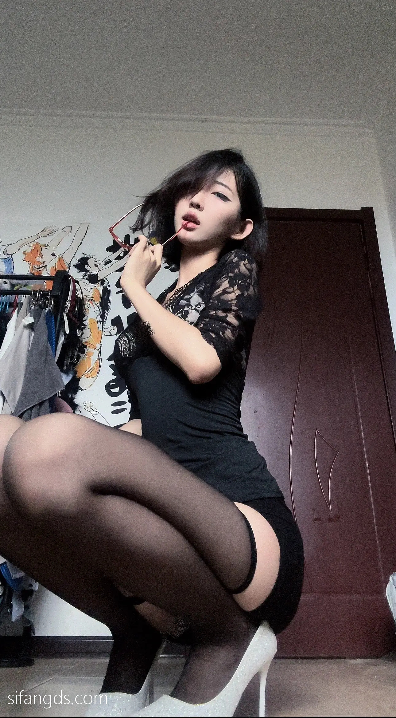 抖音40万粉网红@行简定制