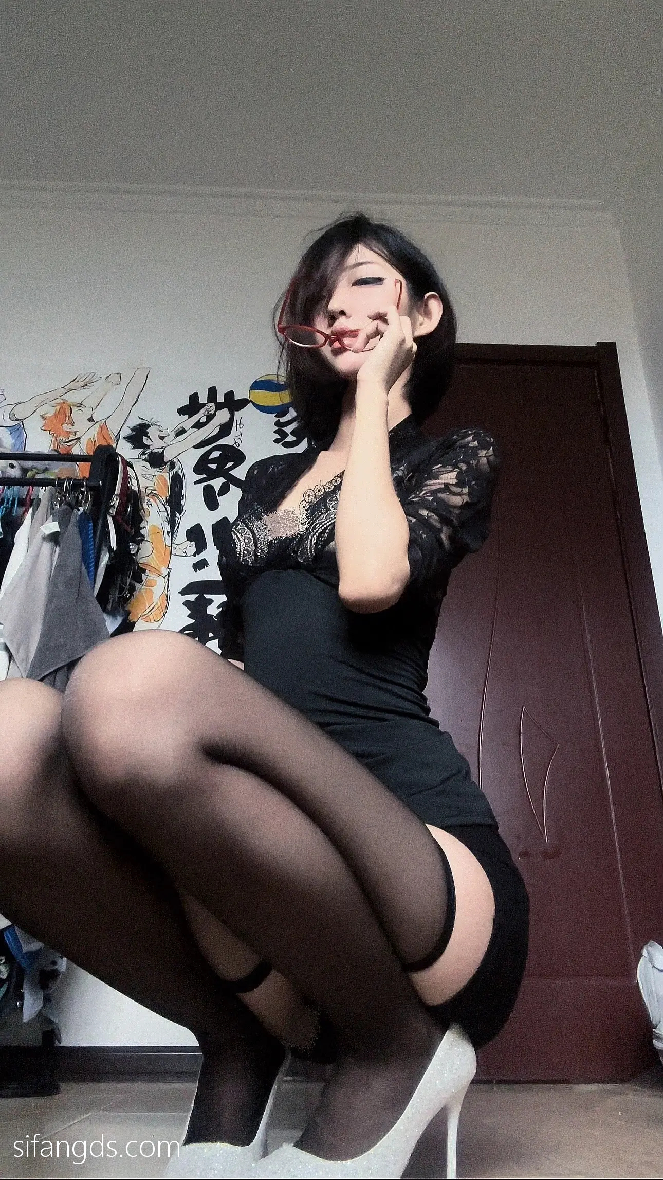 抖音40万粉网红@行简定制