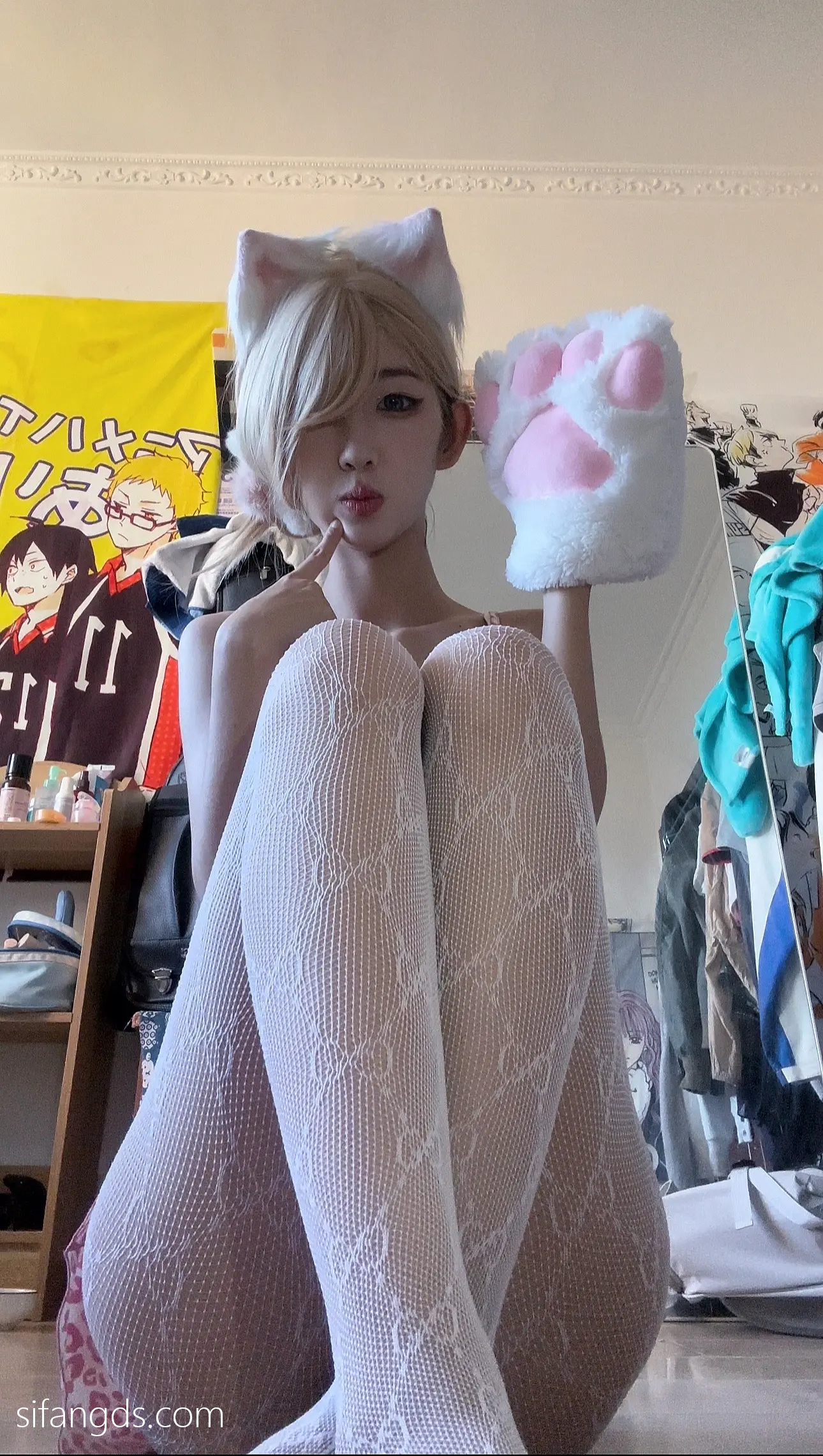 抖音40万粉网红@行简定制