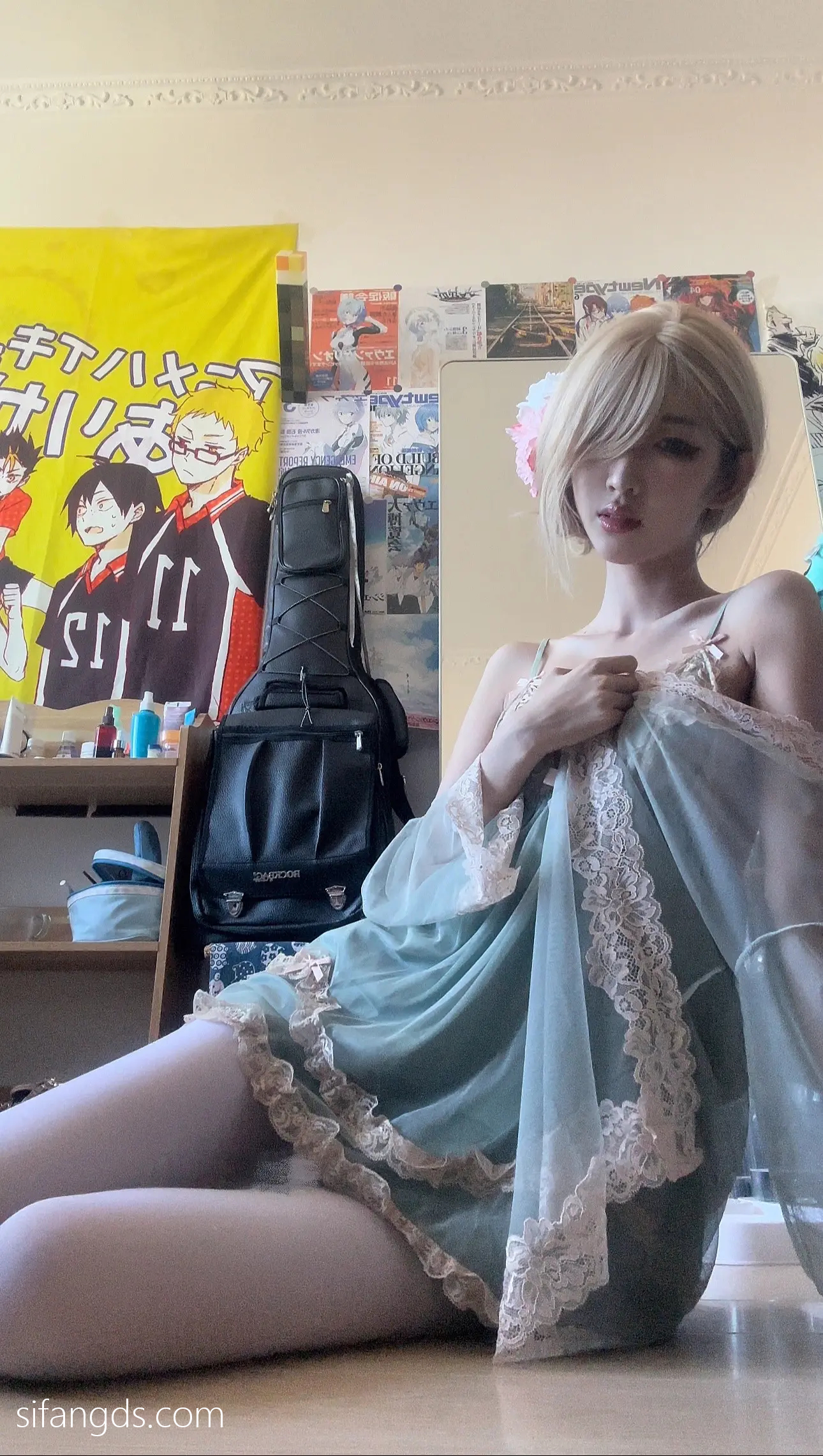 抖音40万粉网红@行简定制