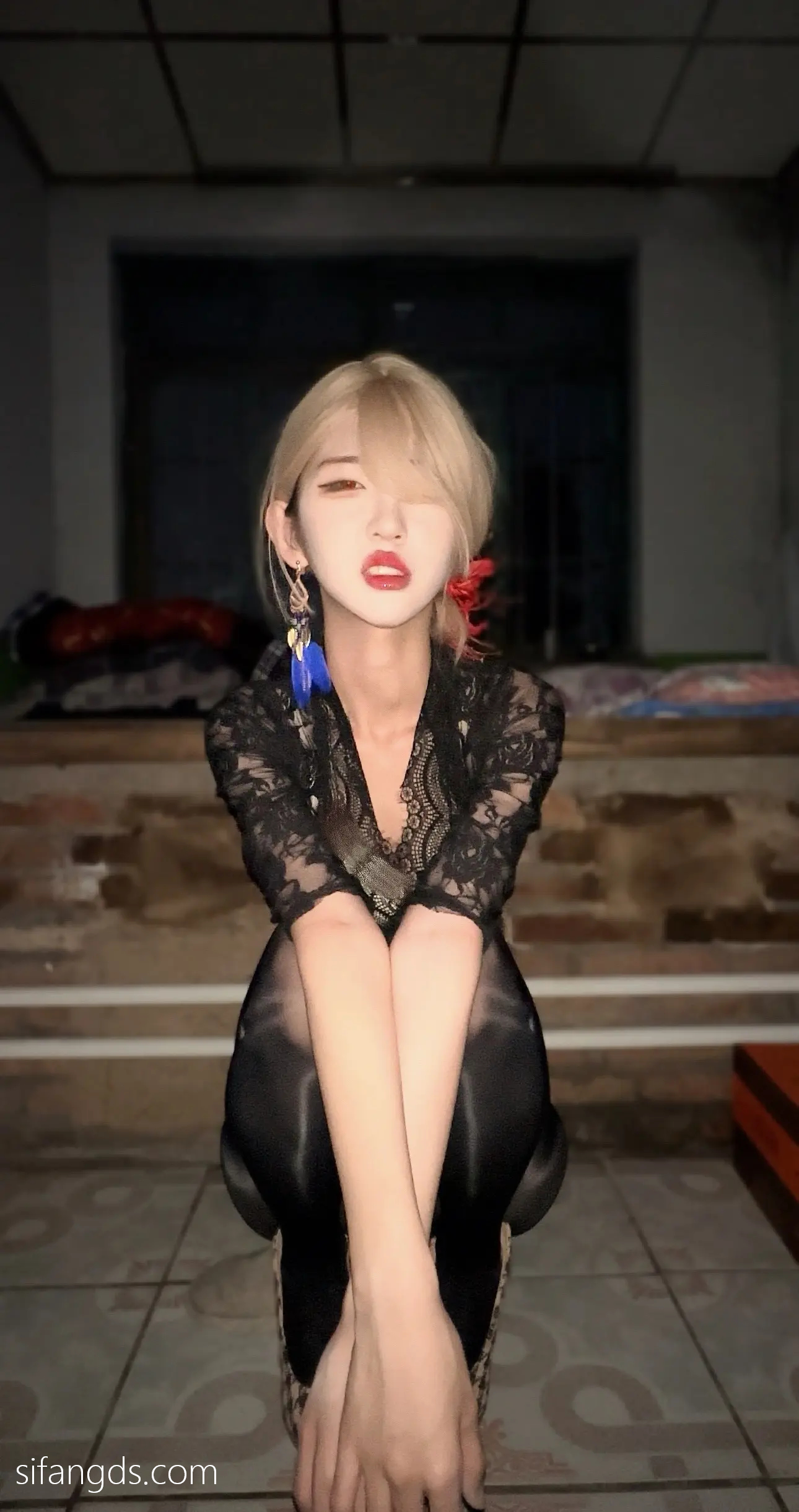 抖音40万粉网红@行简定制