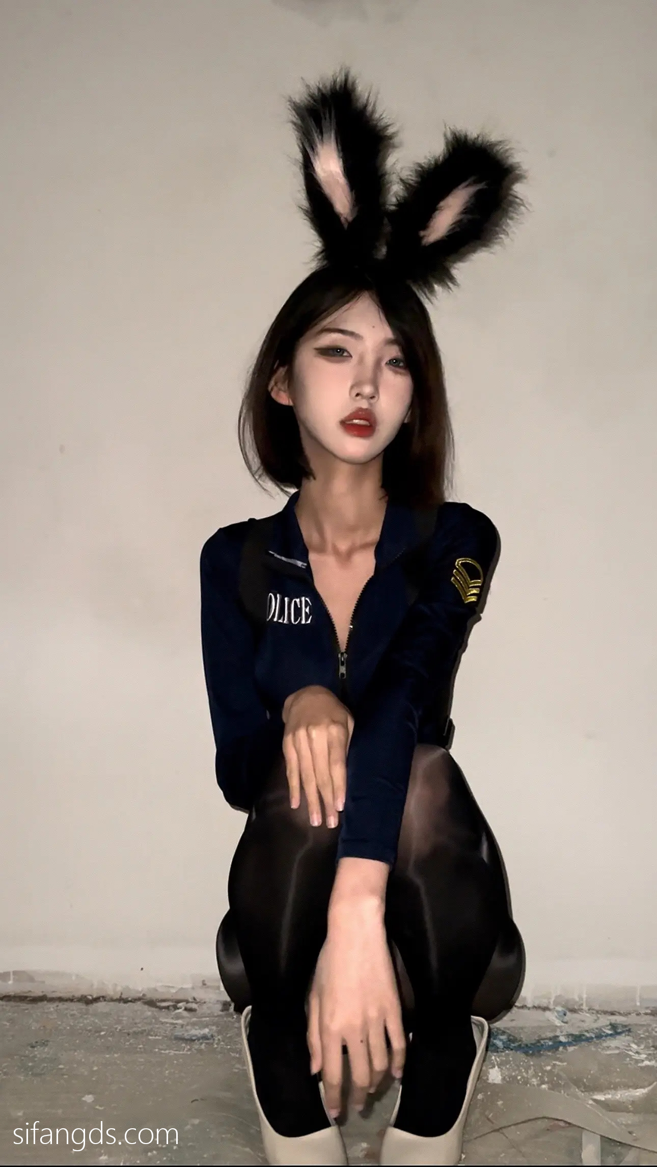 抖音40万粉网红@行简定制