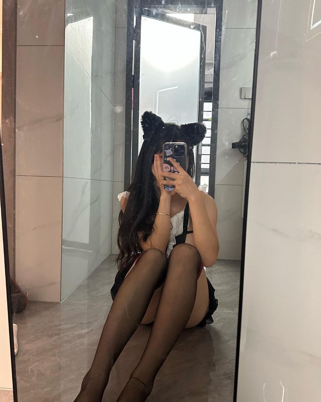 抖音极品颜值福利姬【宝贝77】大尺度私密照自拍