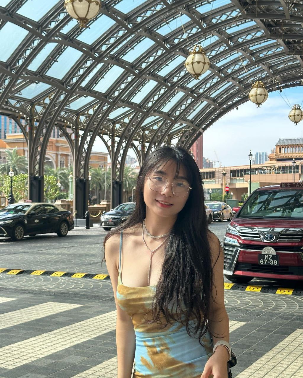 抖音极品颜值福利姬【宝贝77】大尺度私密照自拍