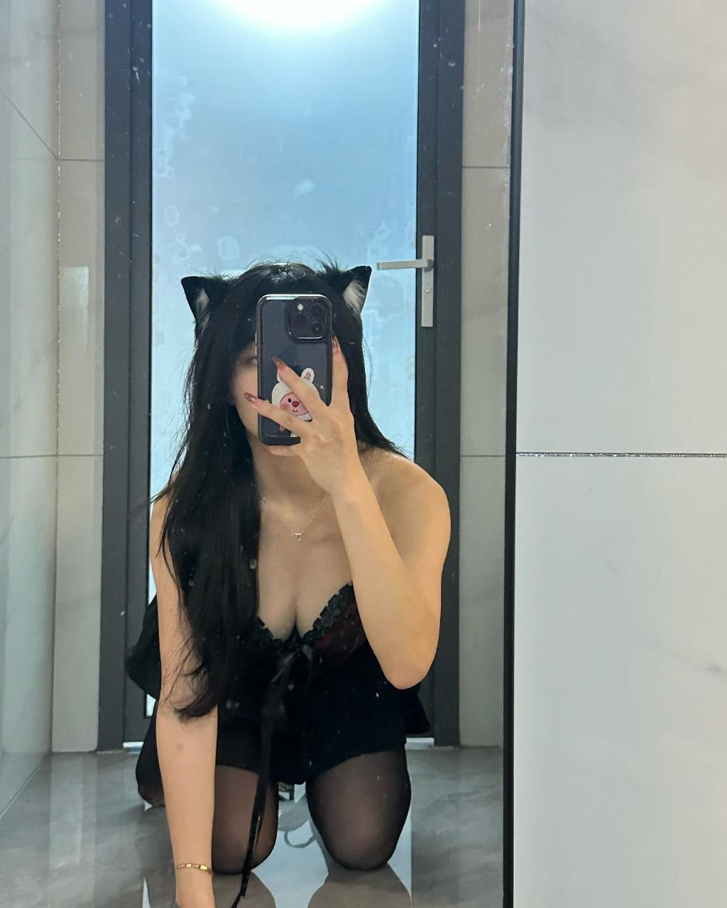 抖音极品颜值福利姬【宝贝77】大尺度私密照自拍