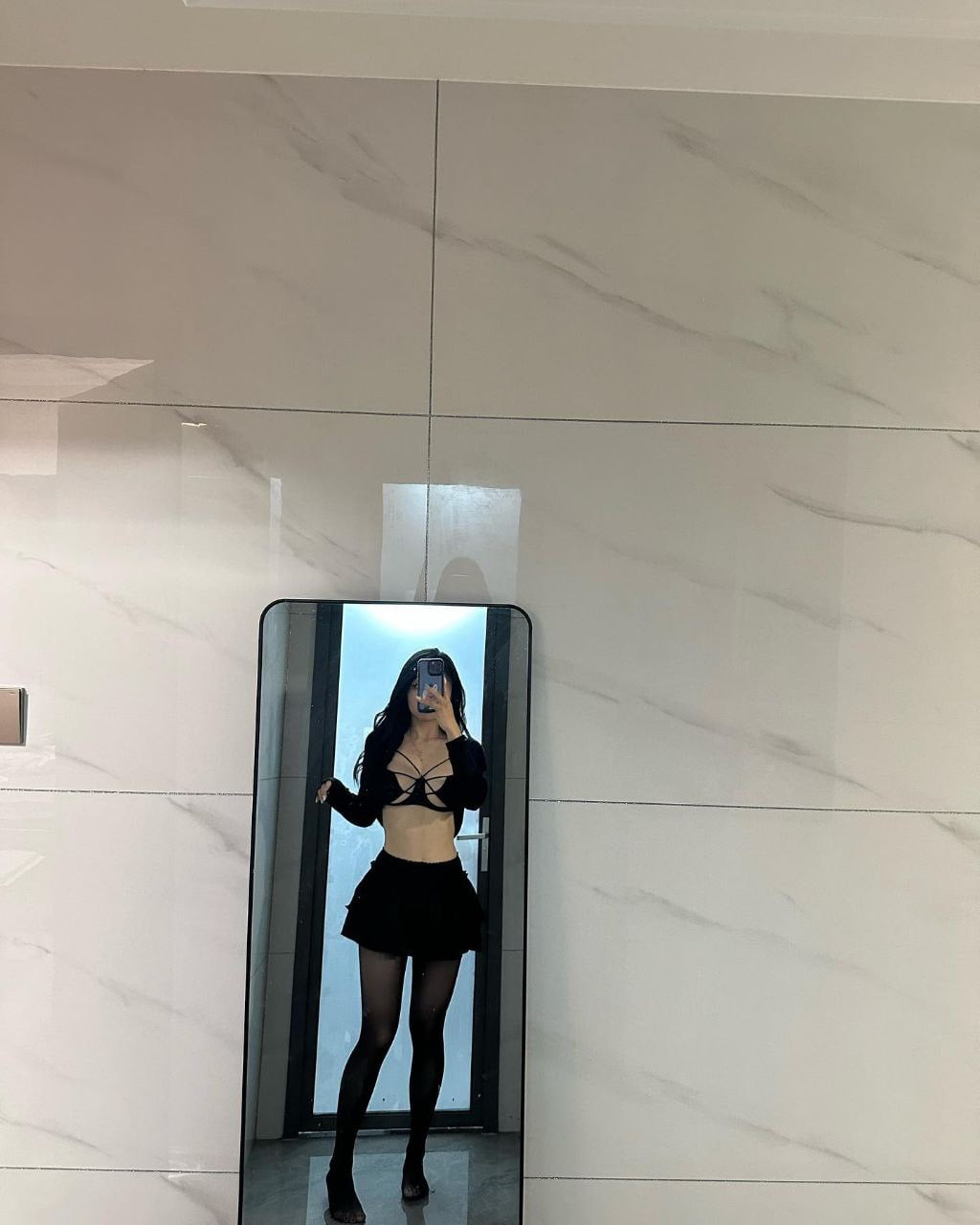 抖音极品颜值福利姬【宝贝77】大尺度私密照自拍