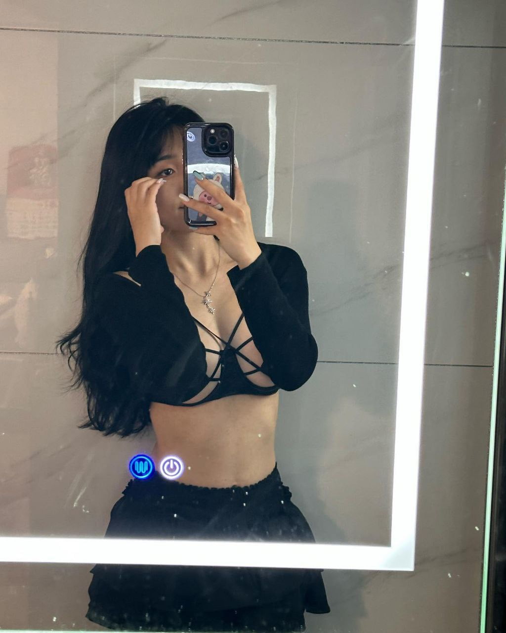 抖音极品颜值福利姬【宝贝77】大尺度私密照自拍